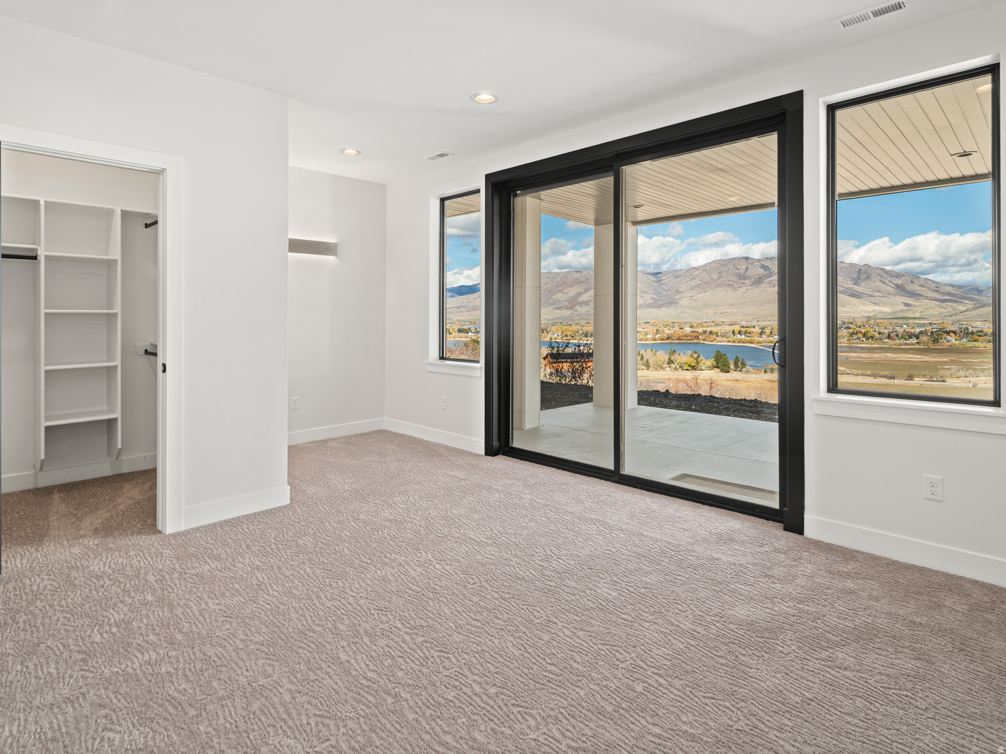 SUMMIT AT SKI LAKE - Residential