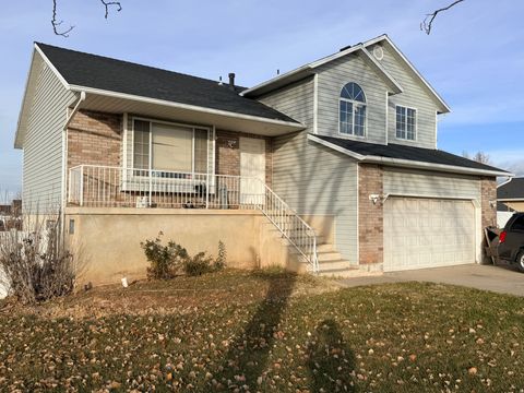 Tiny photo for 3298 W 2300 N, Clinton, UT 84015 (MLS # 2125883)