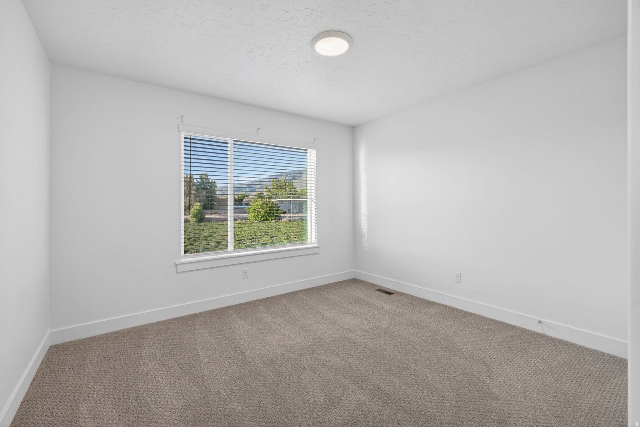 ARROWGATE - Residential