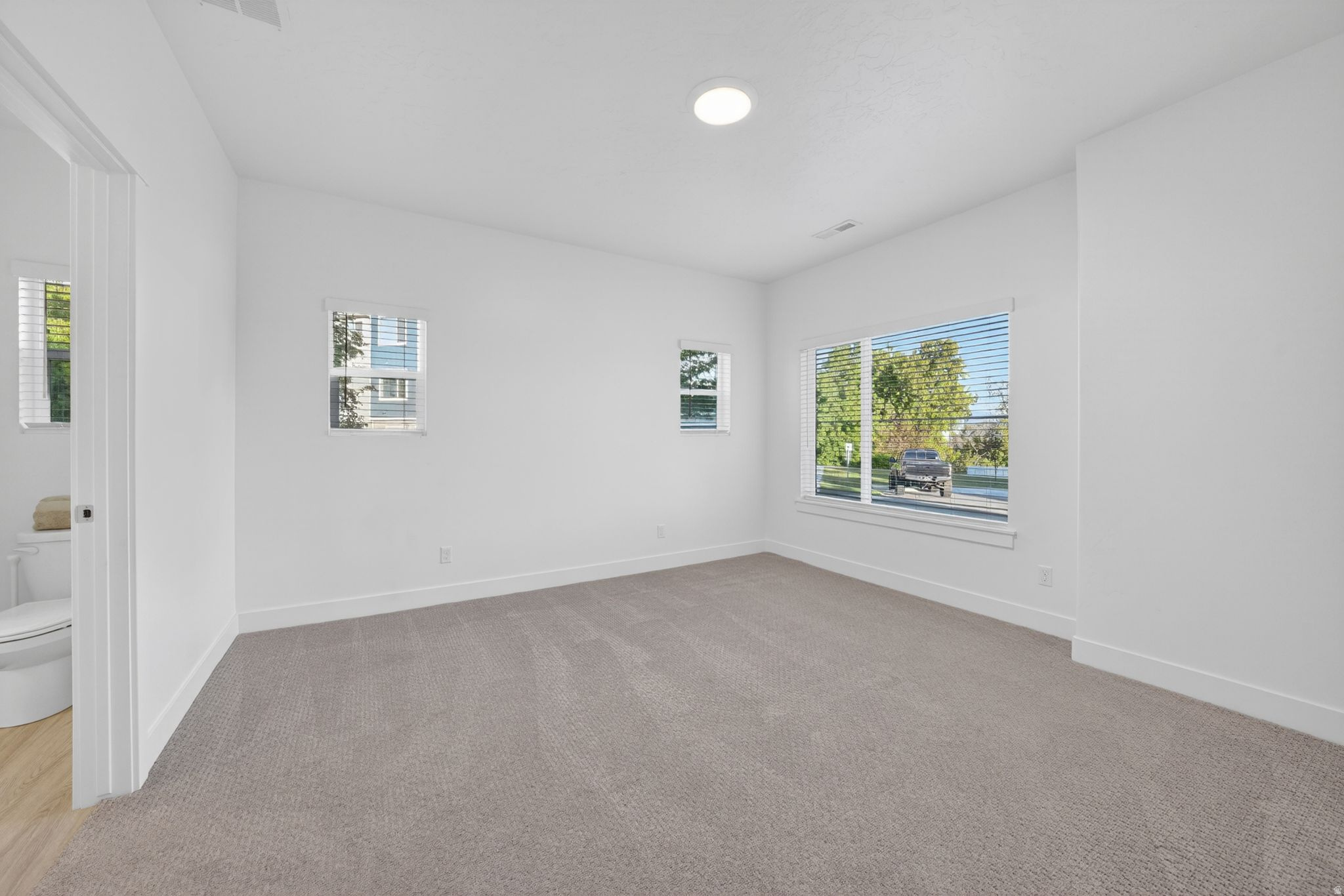 ARROWGATE - Residential