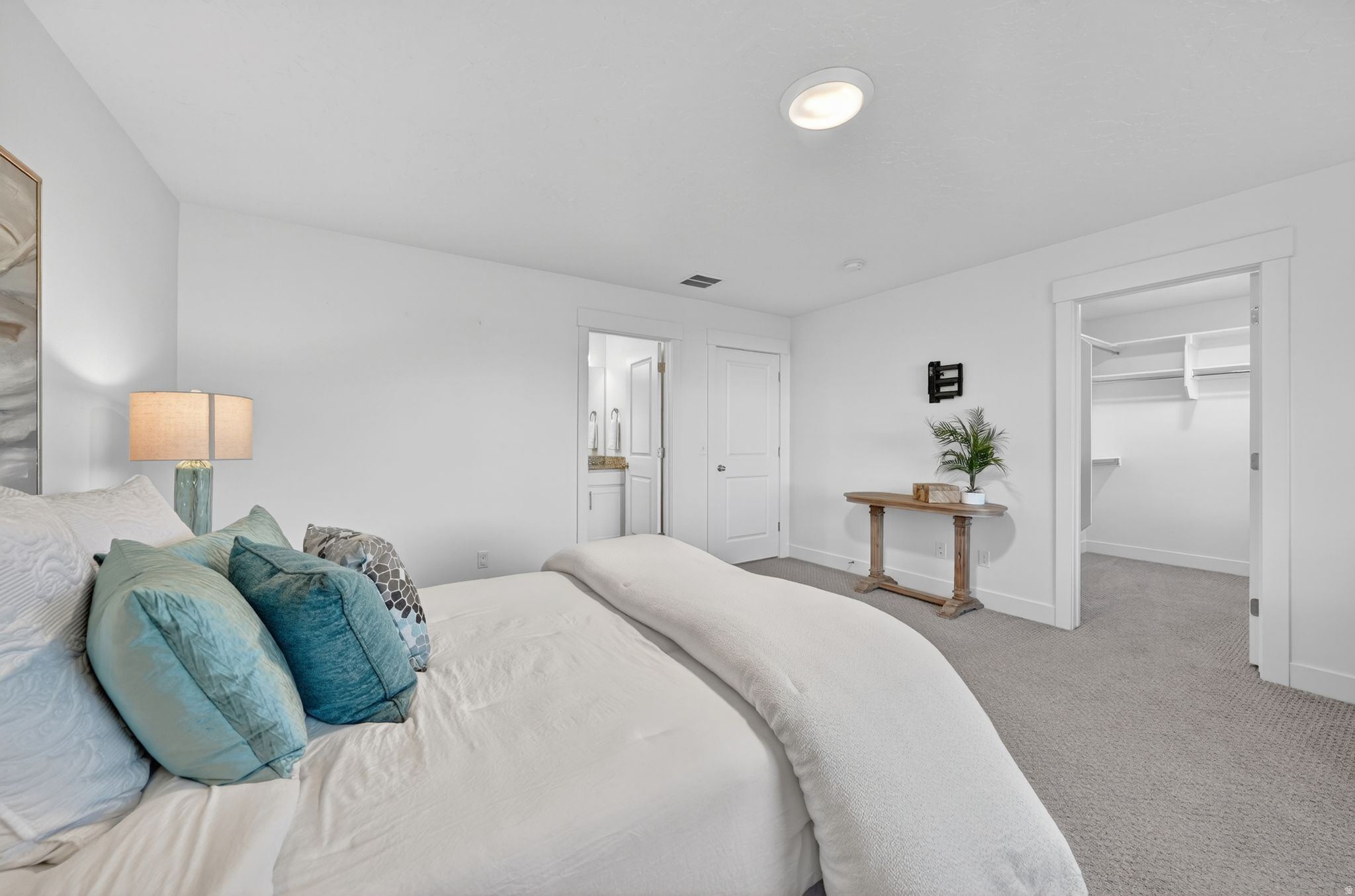 ARROWGATE - Residential