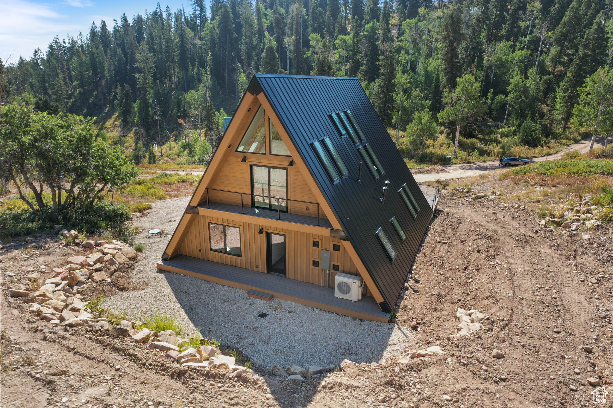 PINE MEADOW RANCH - Residential