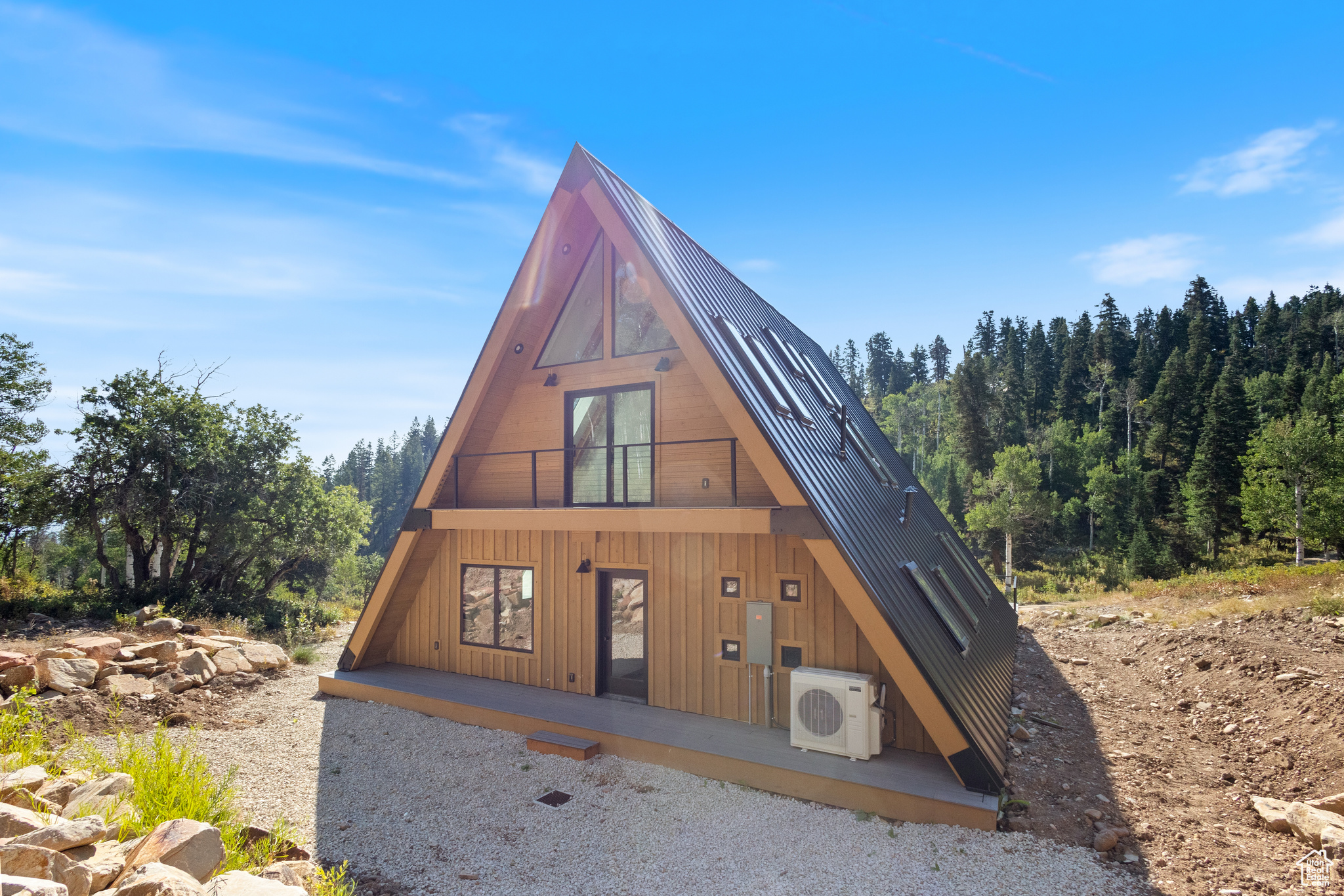 PINE MEADOW RANCH - Residential