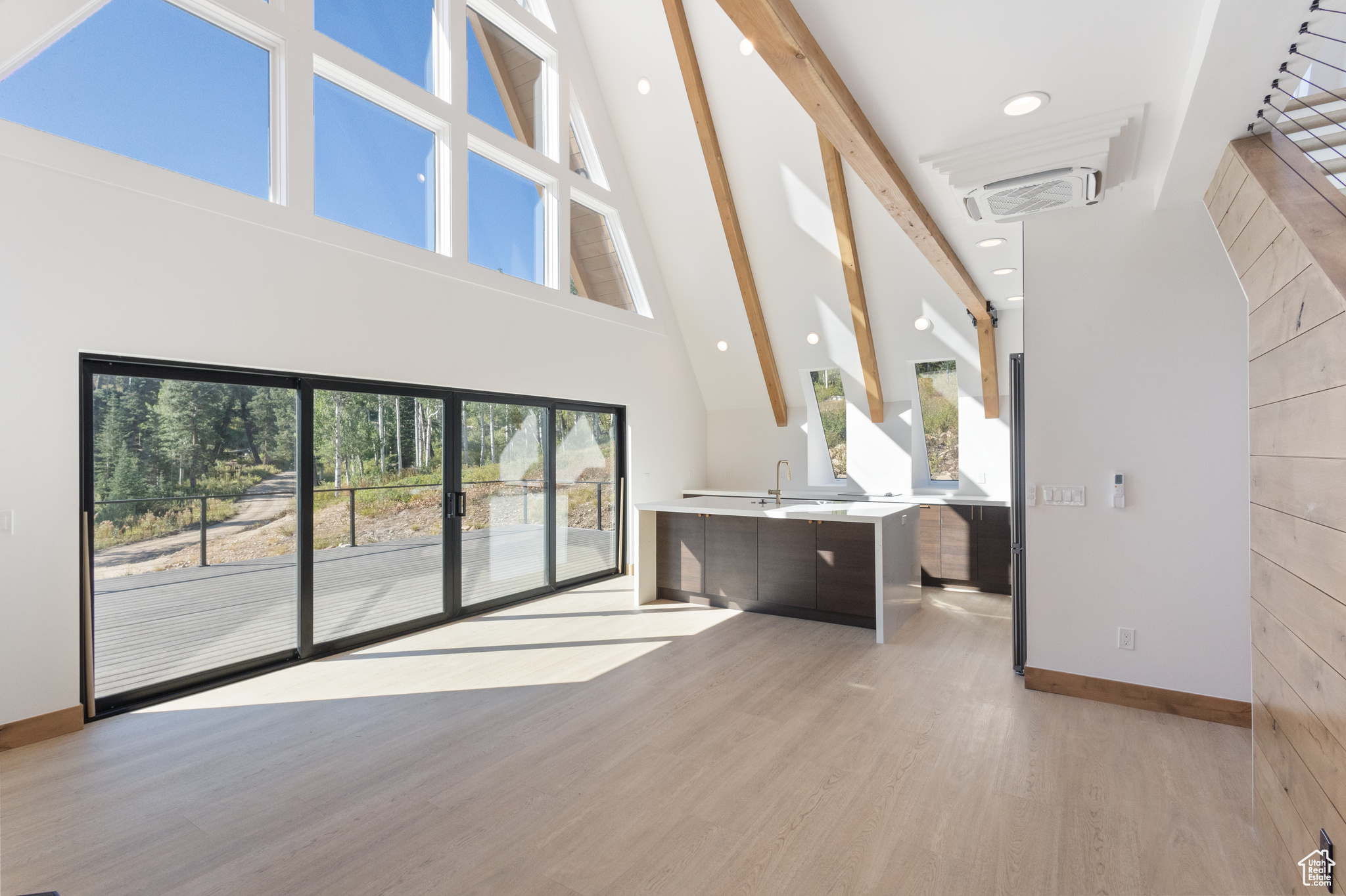 PINE MEADOW RANCH - Residential
