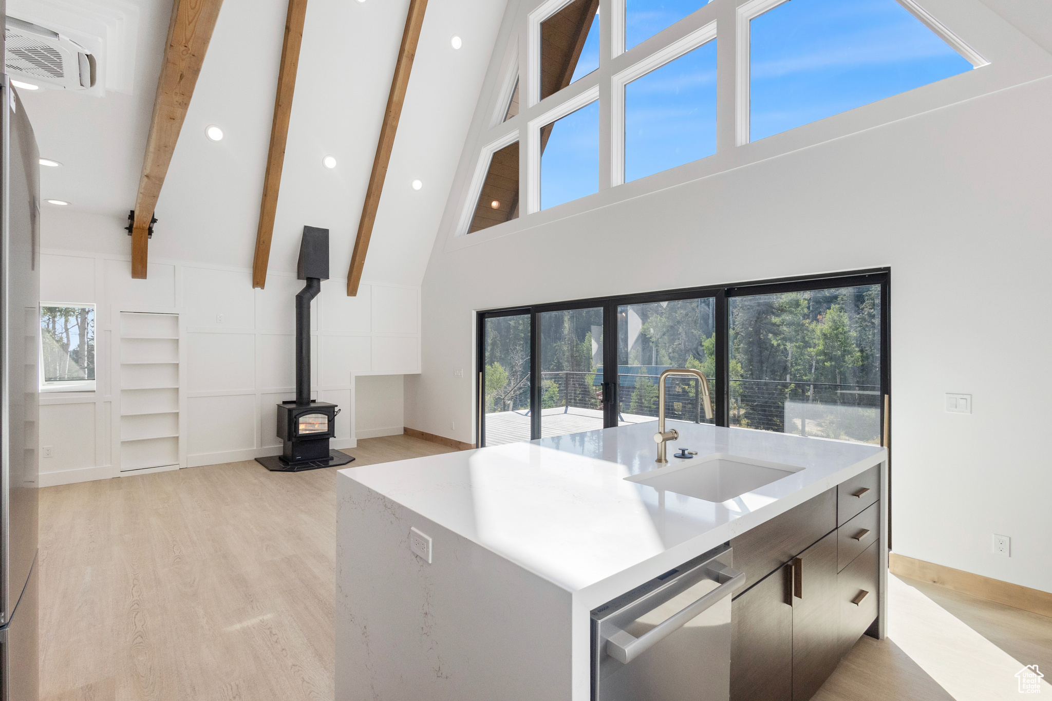 PINE MEADOW RANCH - Residential