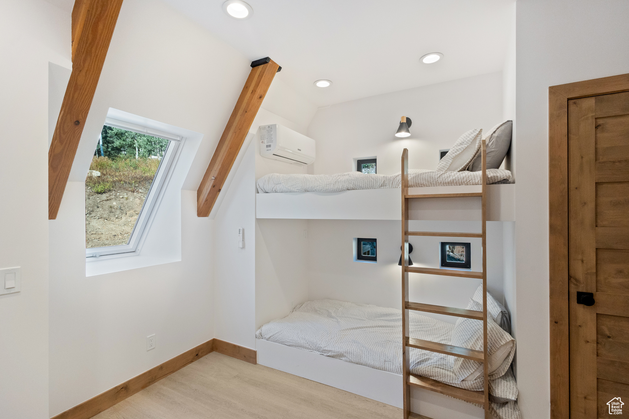 PINE MEADOW RANCH - Residential
