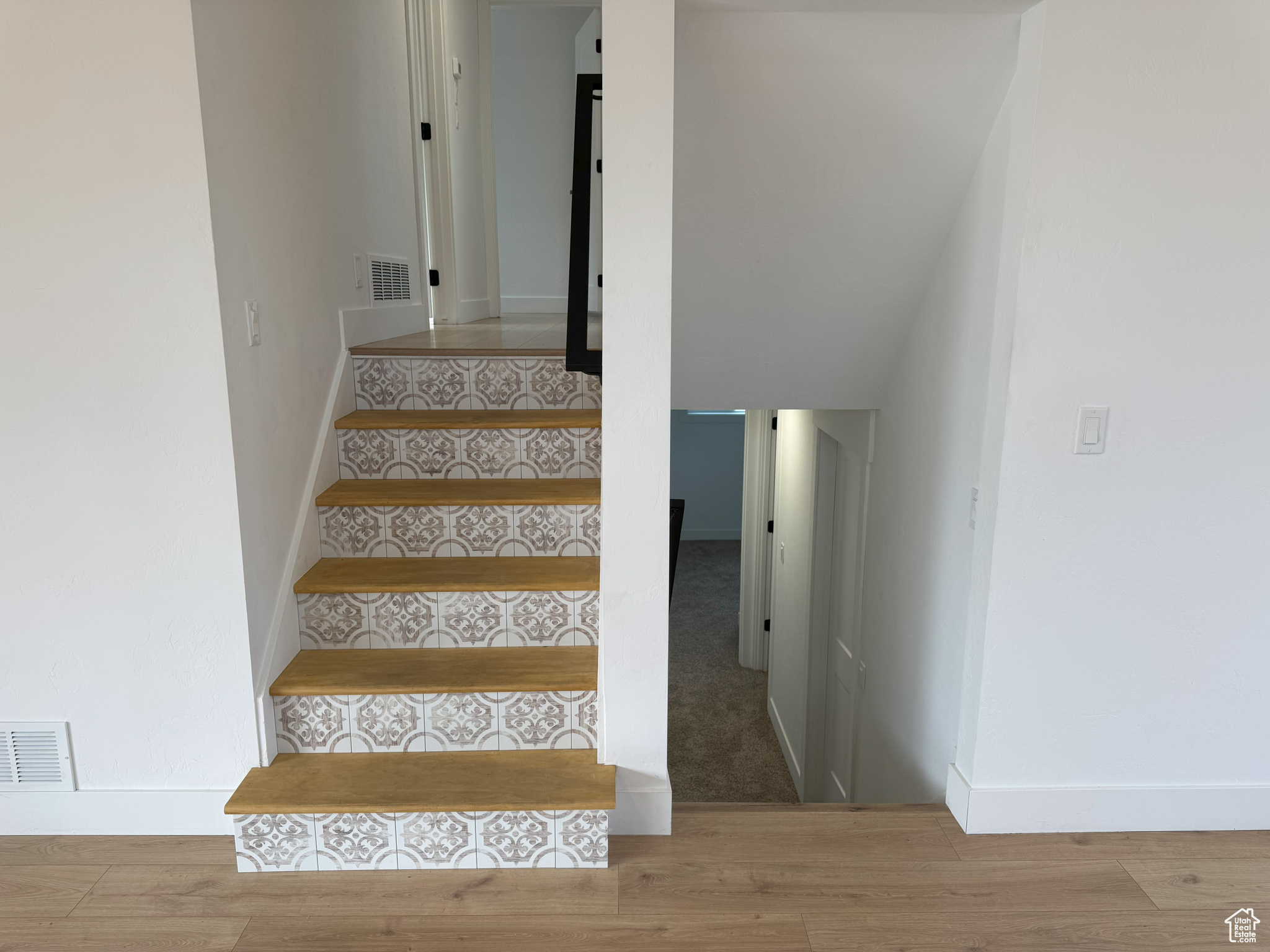 1379 E Sumac Way, Murray, Utah image 27