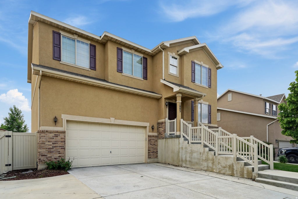 Photo of 1805 W GRAYS PL, Lehi, UT 84043 (MLS # 2183197)