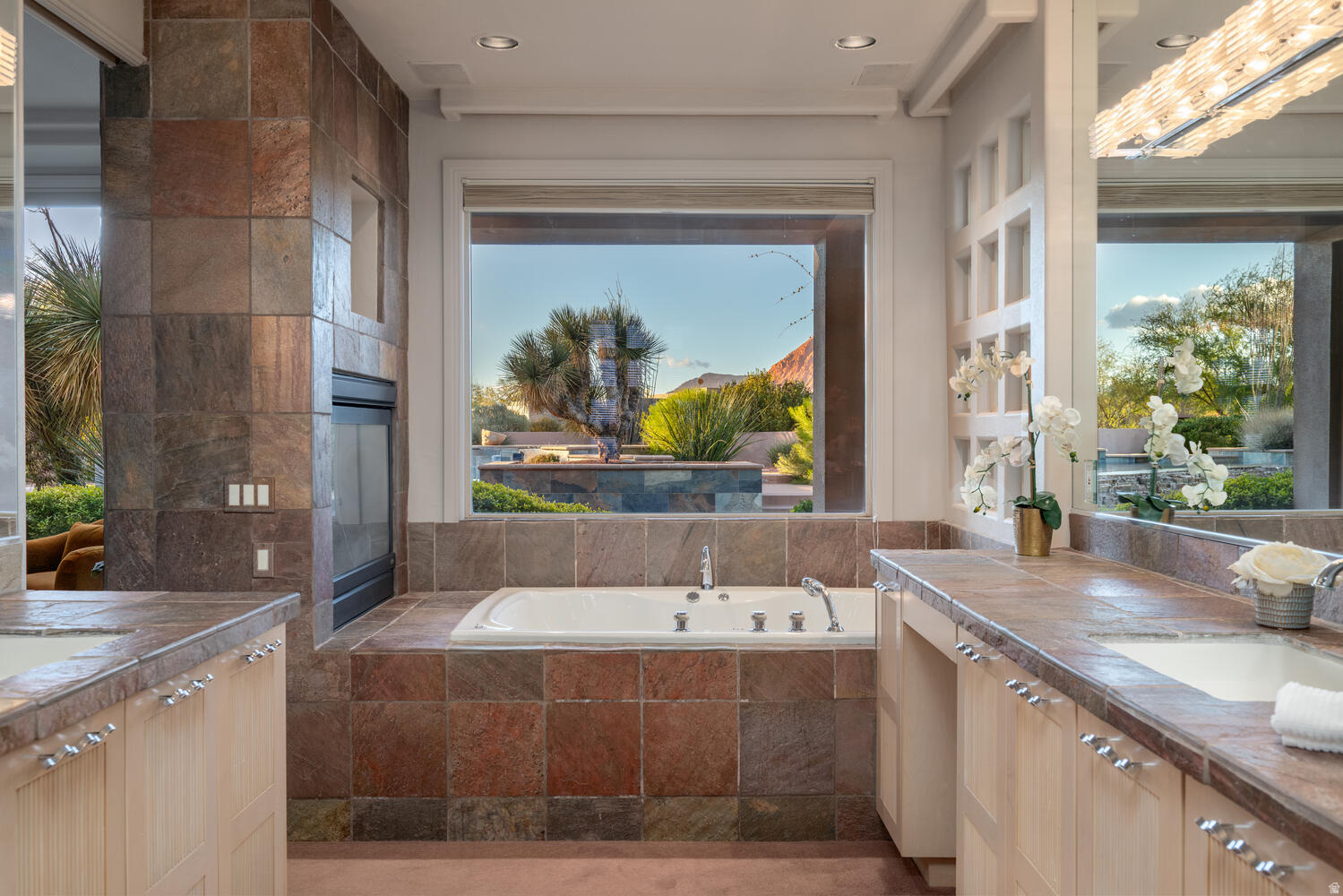 ANASAZI HILLS AT ENTRADA 1 - Residential