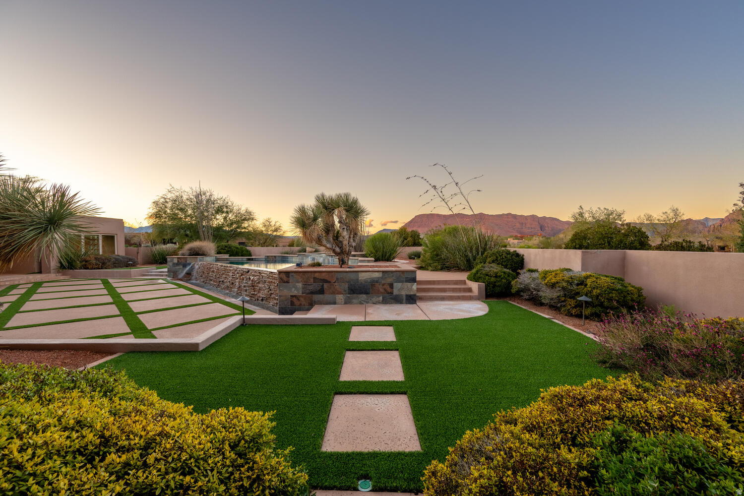 ANASAZI HILLS AT ENTRADA 1 - Residential