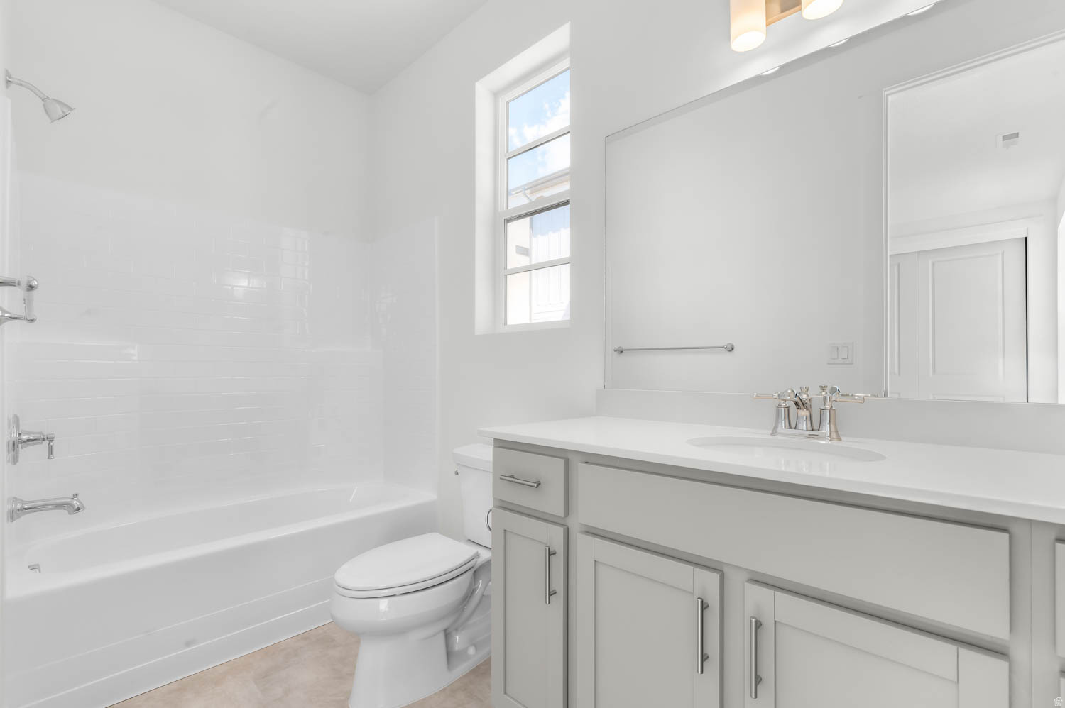 BROADVIEW COTTAGES 804 - Residential