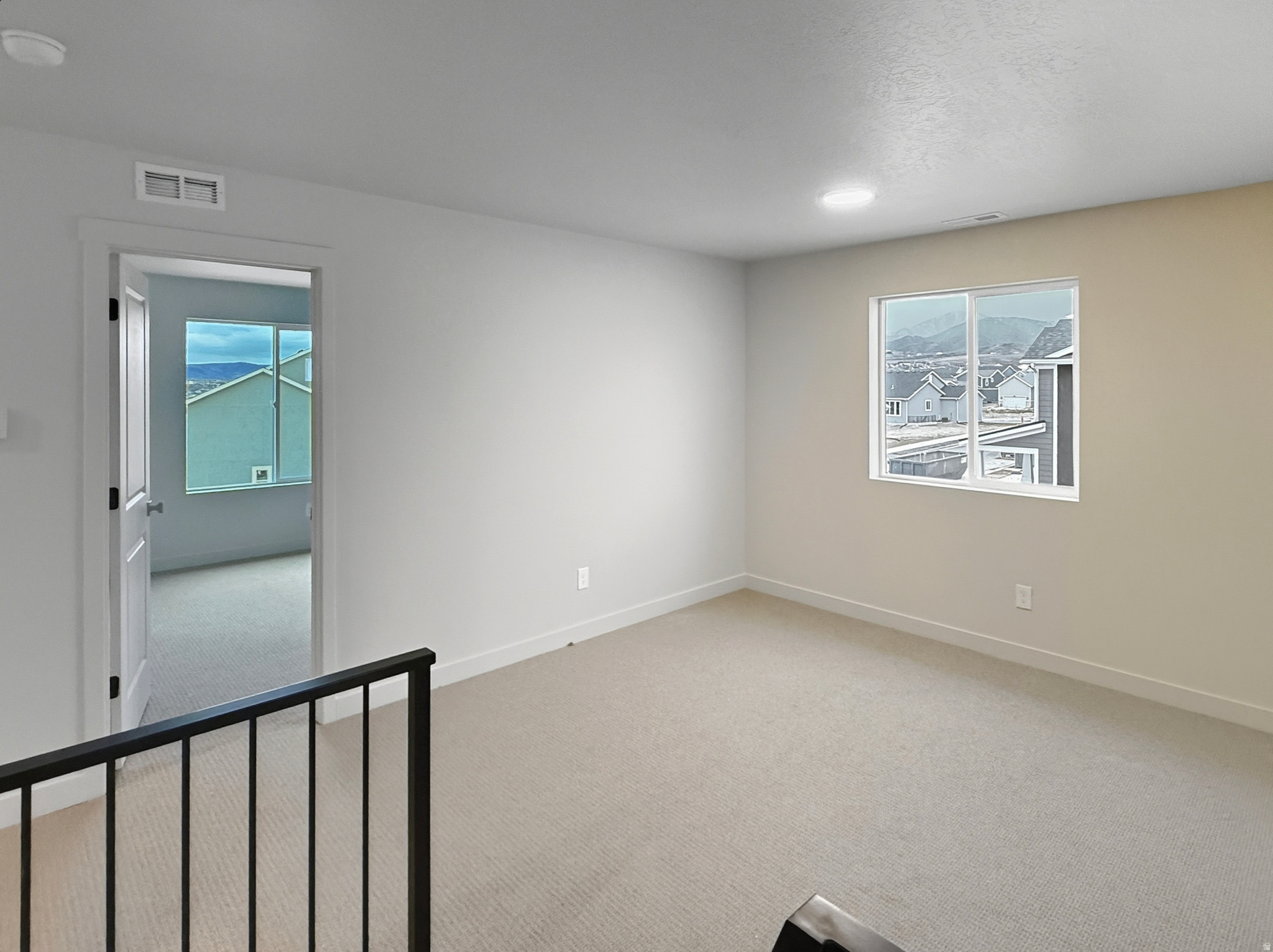 OQUIRRH WEST - Residential