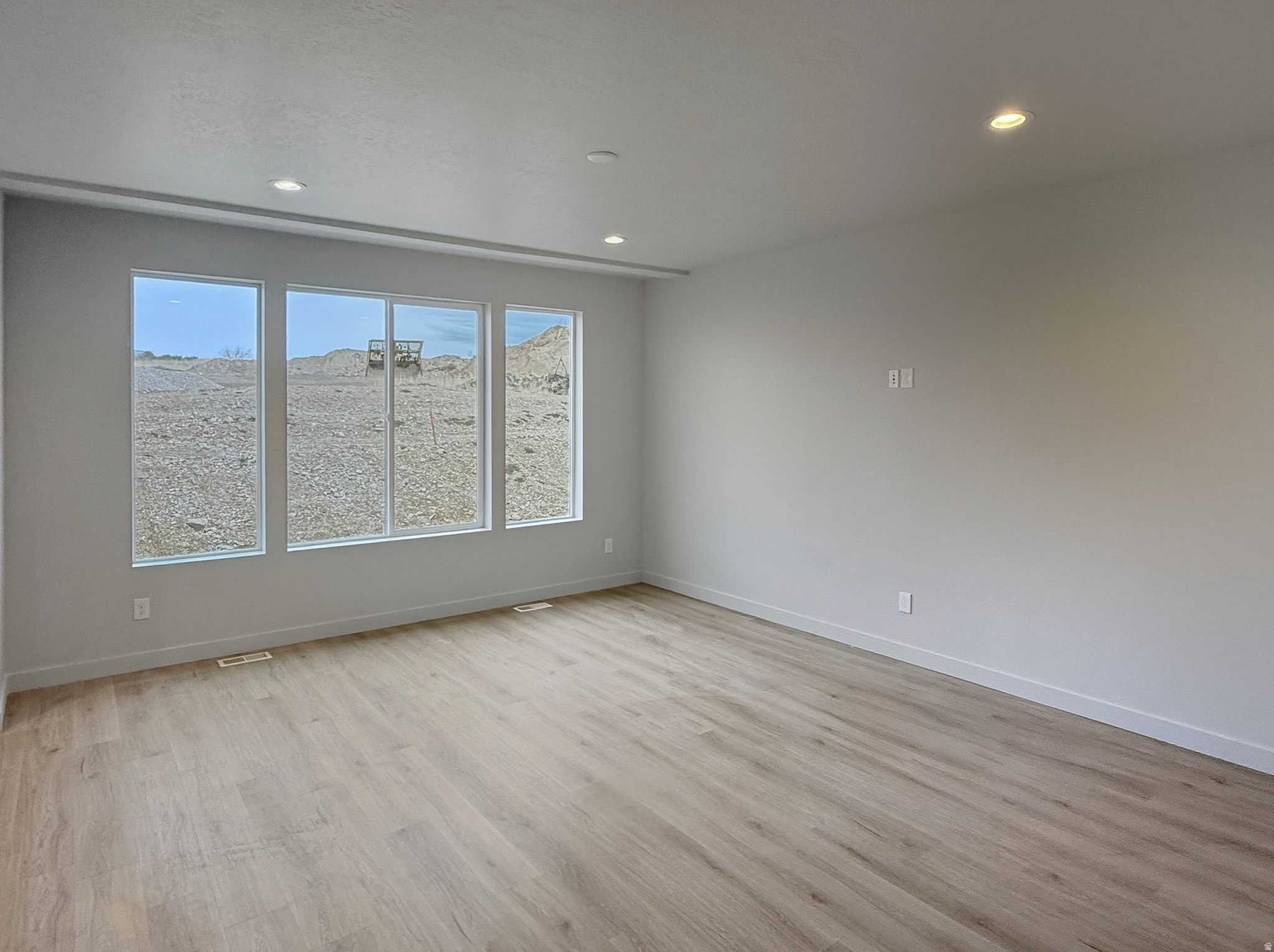 OQUIRRH WEST - Residential