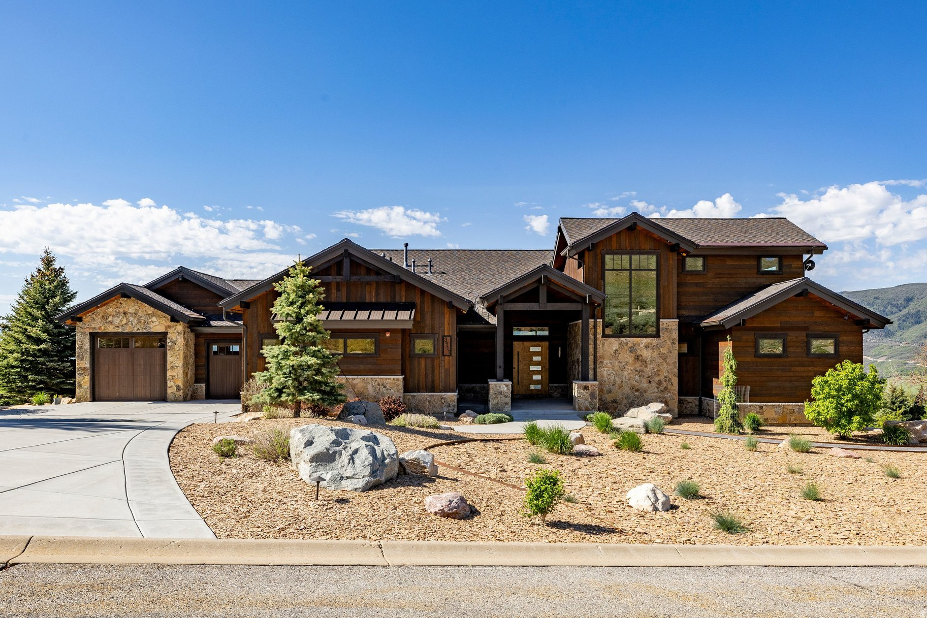 THE HIGHLANDS AT WOLF CREEK - Residential