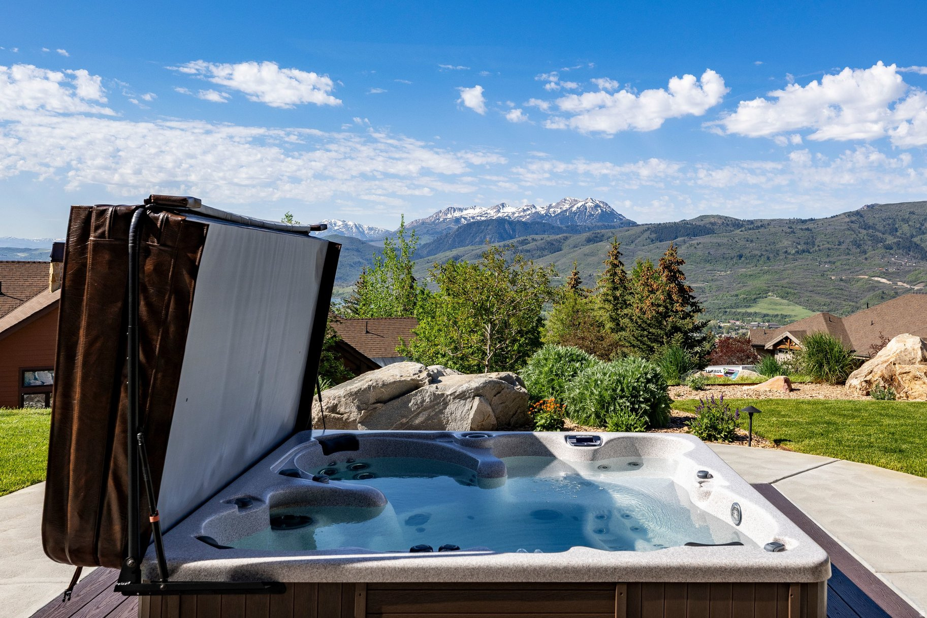 THE HIGHLANDS AT WOLF CREEK - Residential