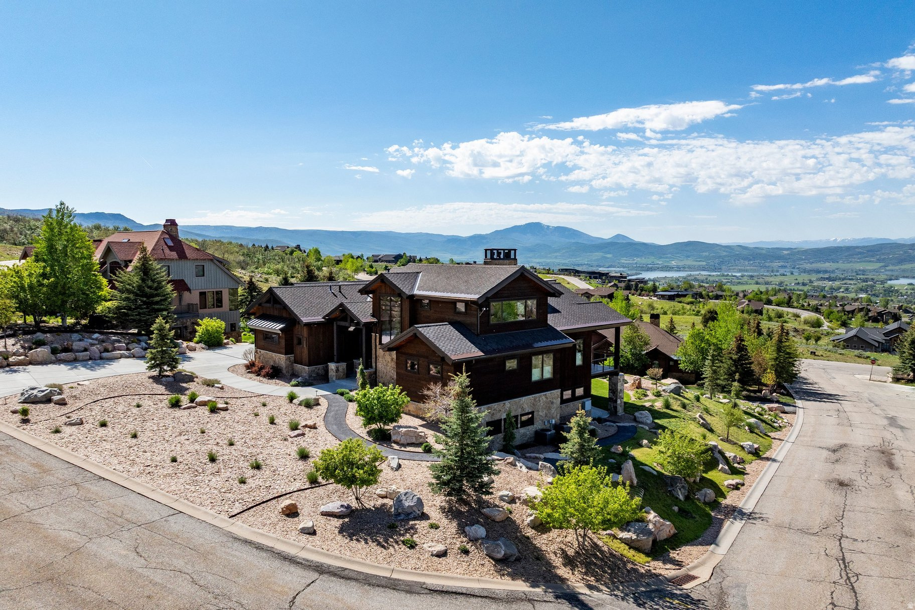THE HIGHLANDS AT WOLF CREEK - Residential