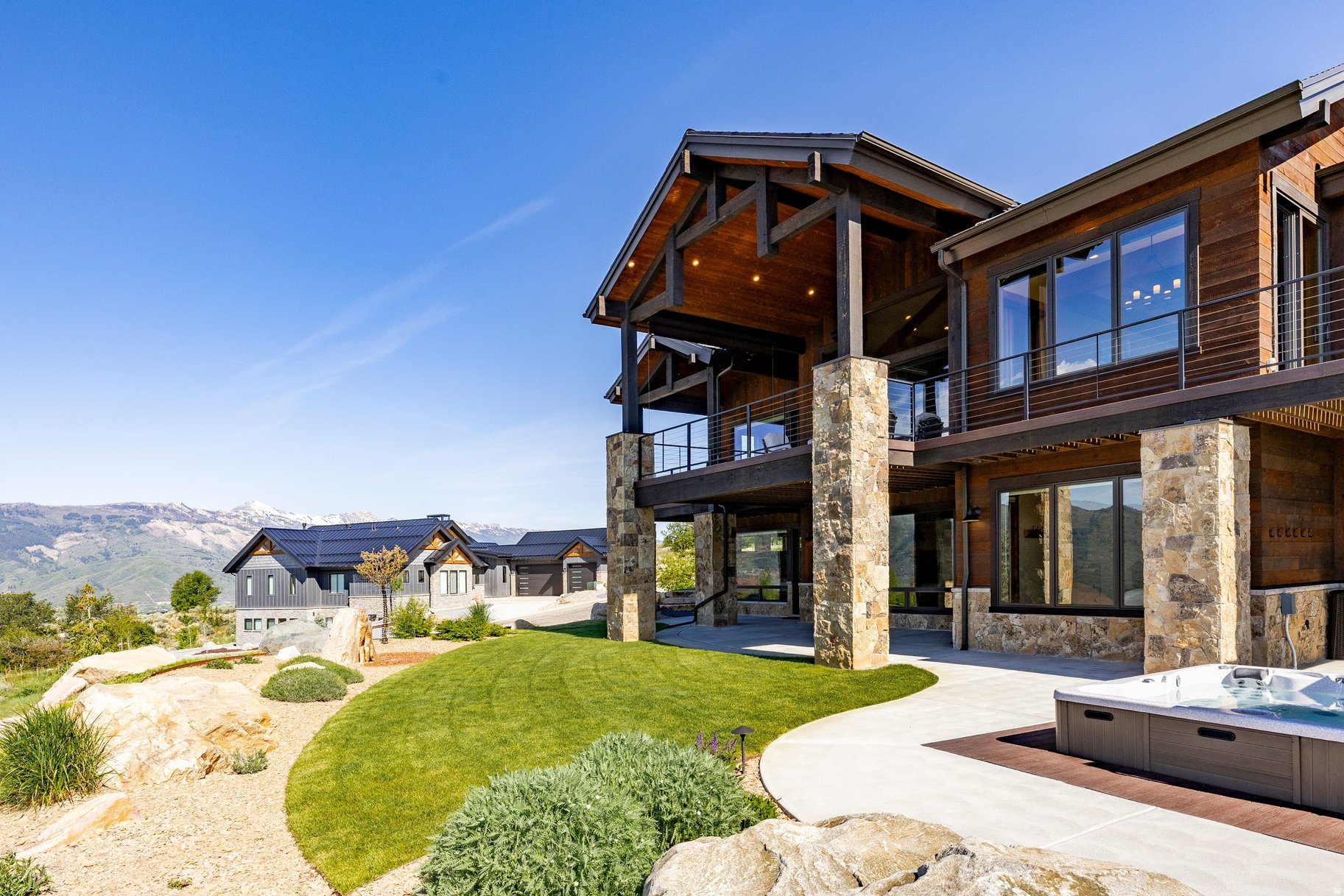 THE HIGHLANDS AT WOLF CREEK - Residential