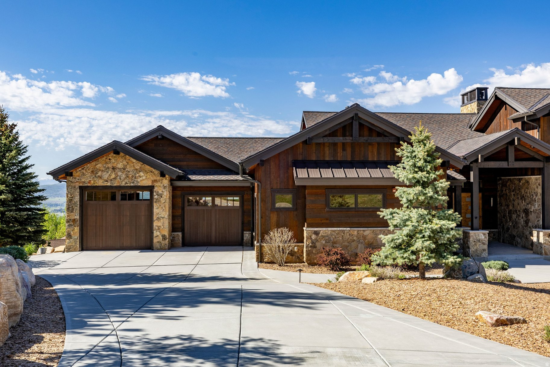 THE HIGHLANDS AT WOLF CREEK - Residential