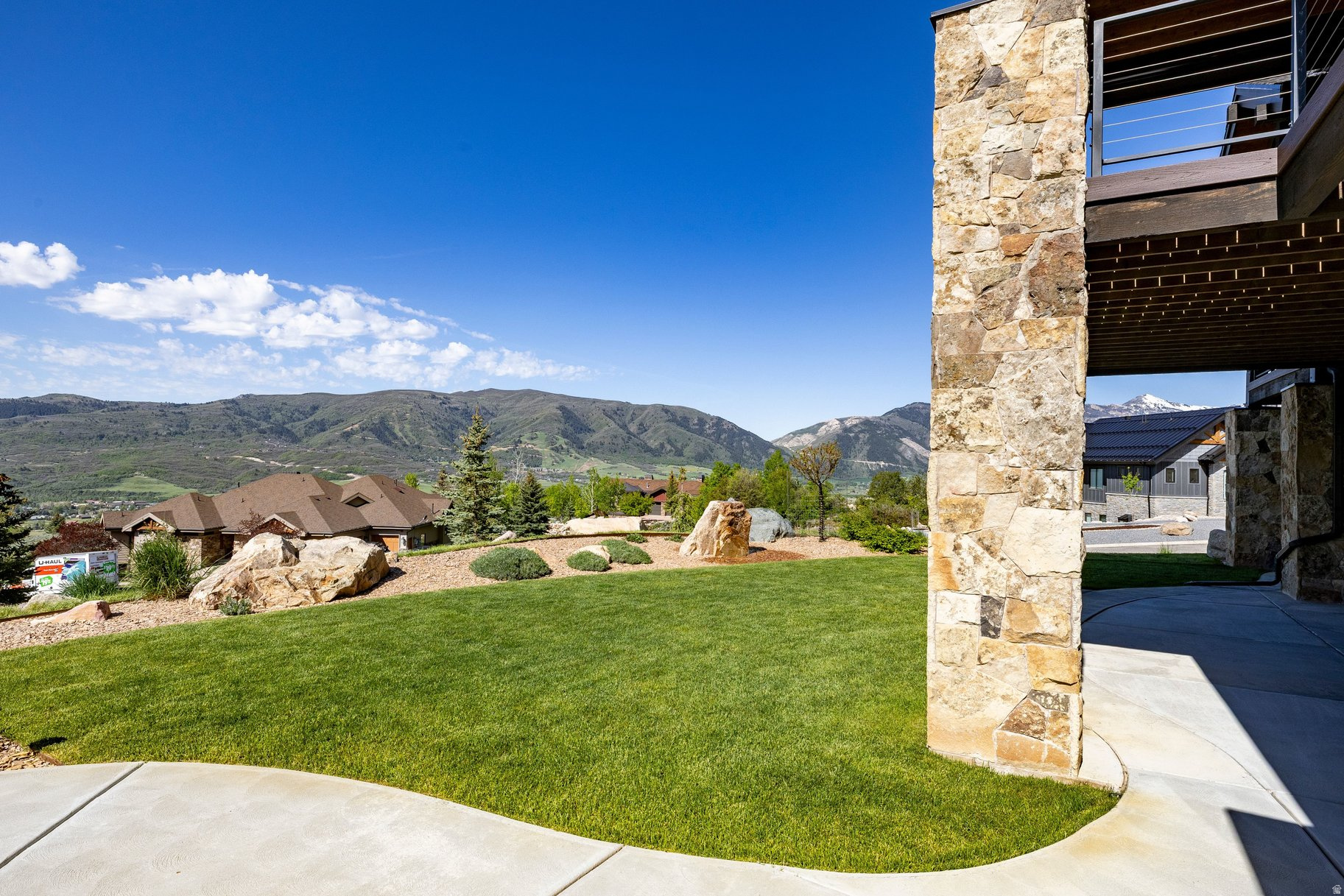 THE HIGHLANDS AT WOLF CREEK - Residential