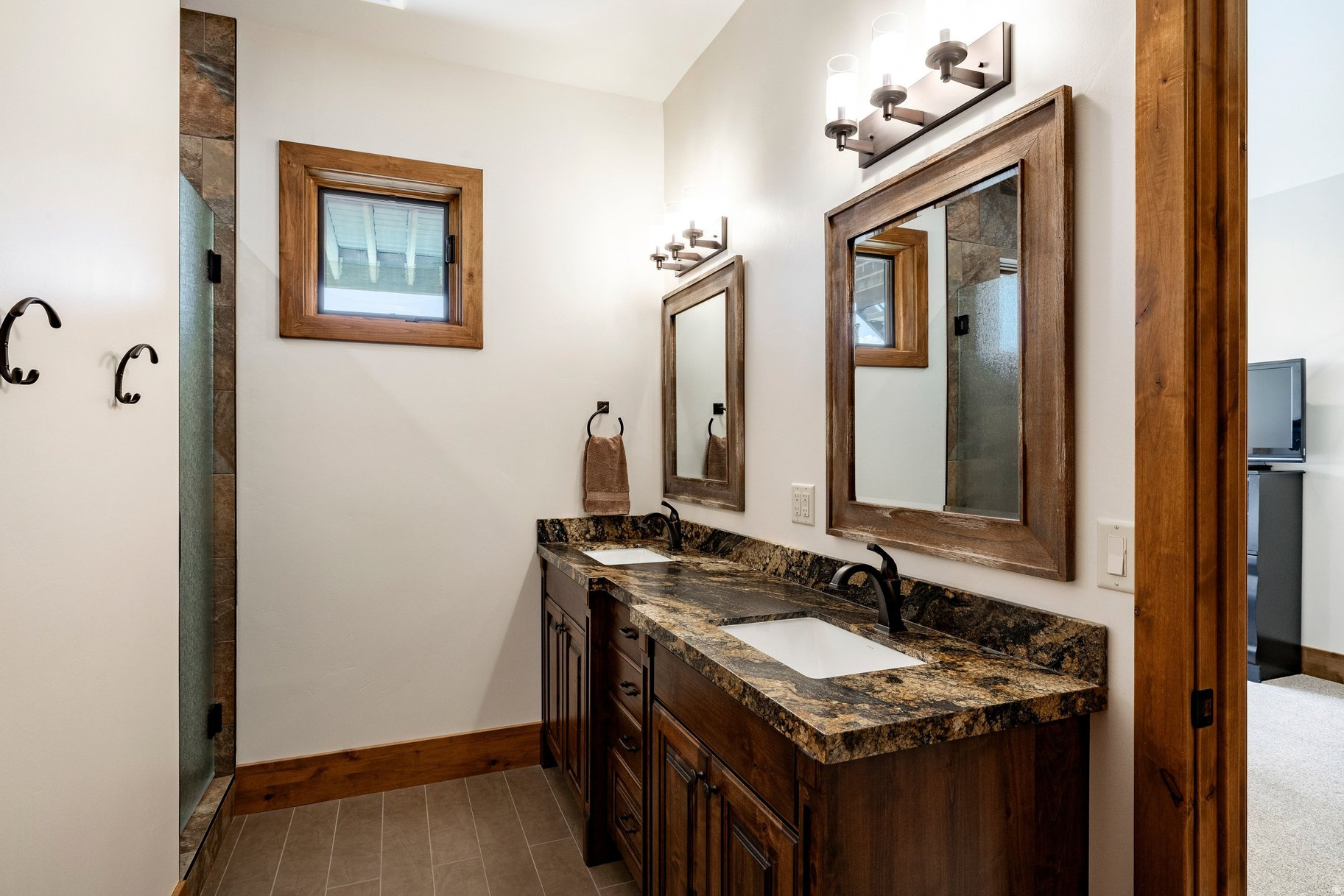 THE HIGHLANDS AT WOLF CREEK - Residential