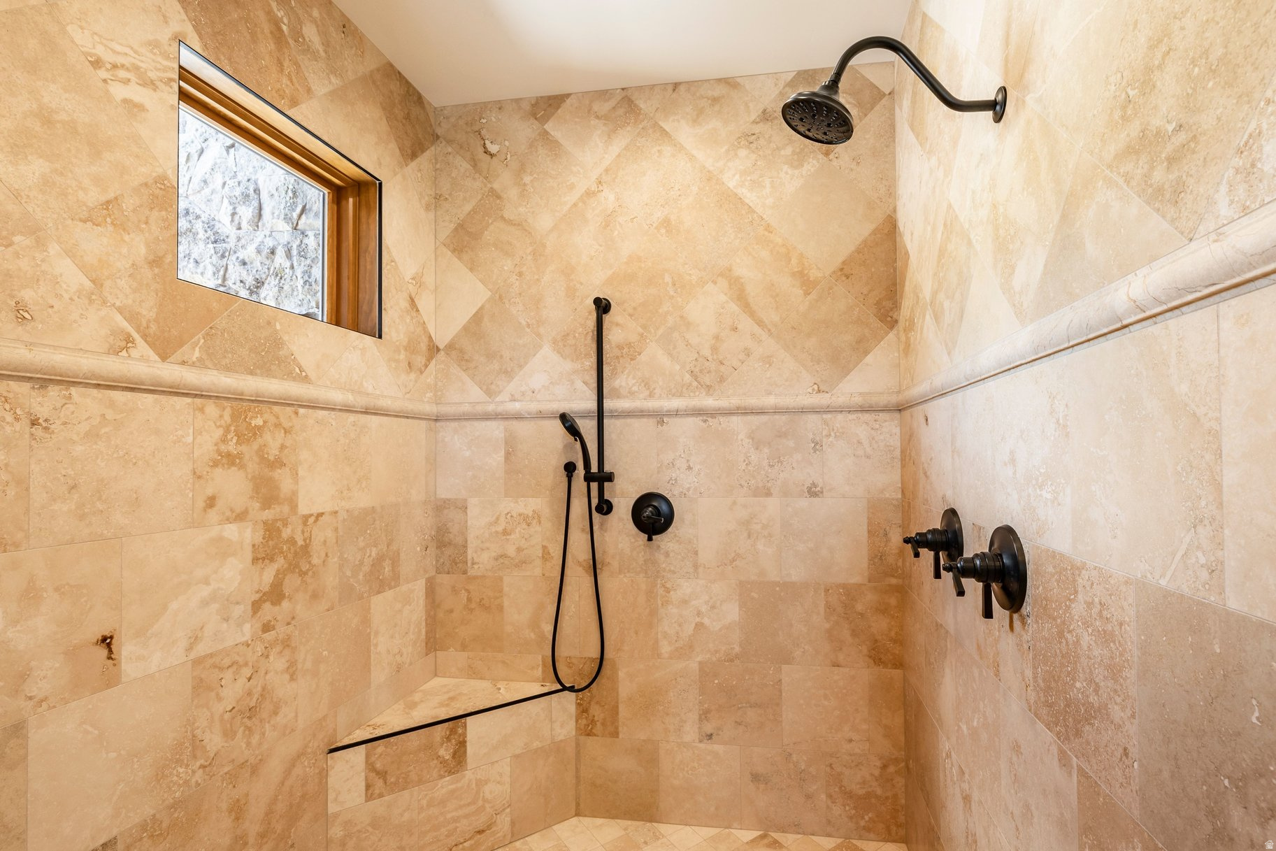 THE HIGHLANDS AT WOLF CREEK - Residential