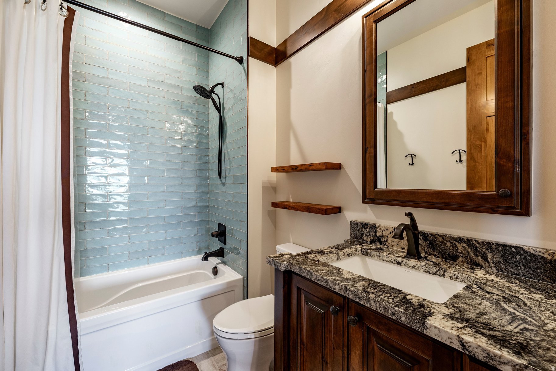 THE HIGHLANDS AT WOLF CREEK - Residential