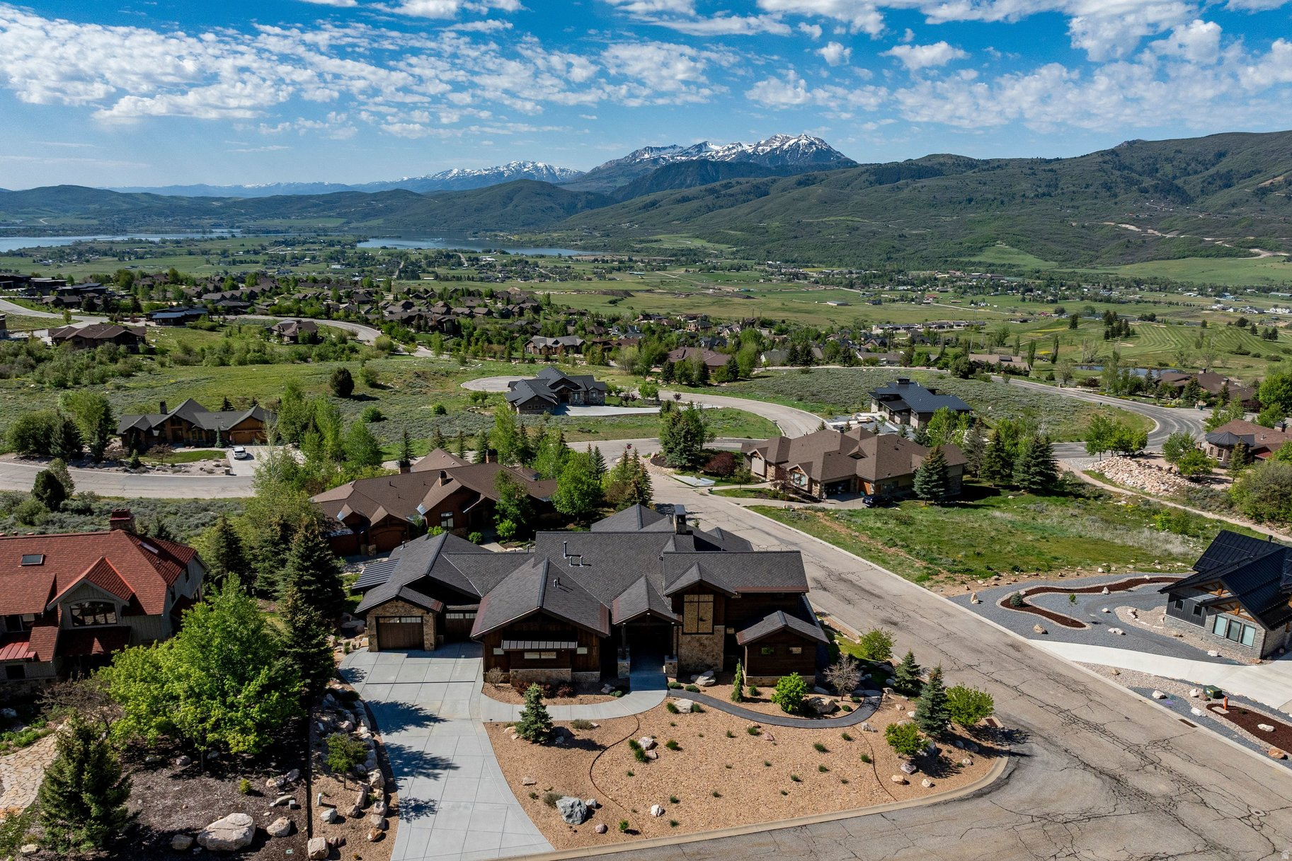 THE HIGHLANDS AT WOLF CREEK - Residential