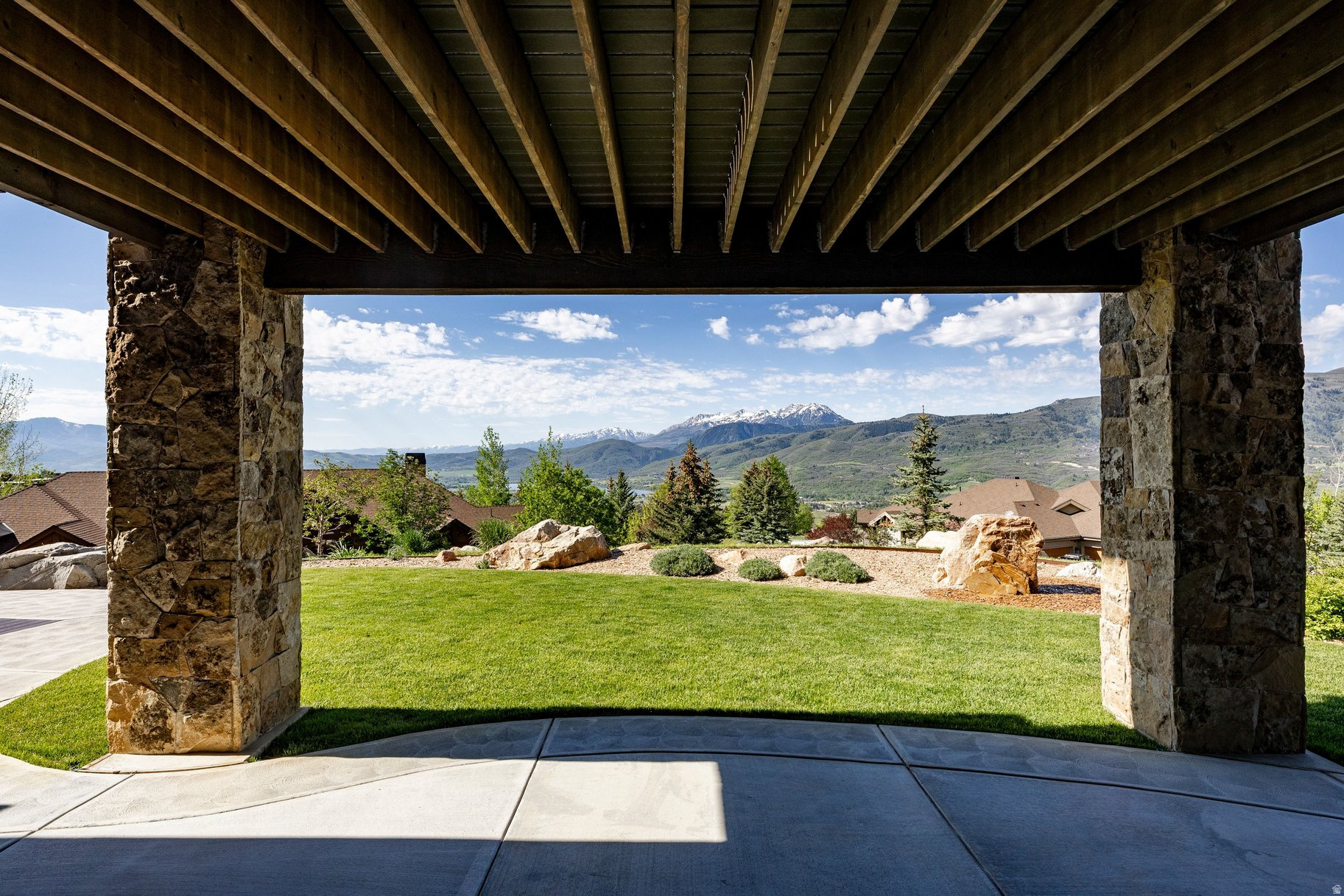 THE HIGHLANDS AT WOLF CREEK - Residential