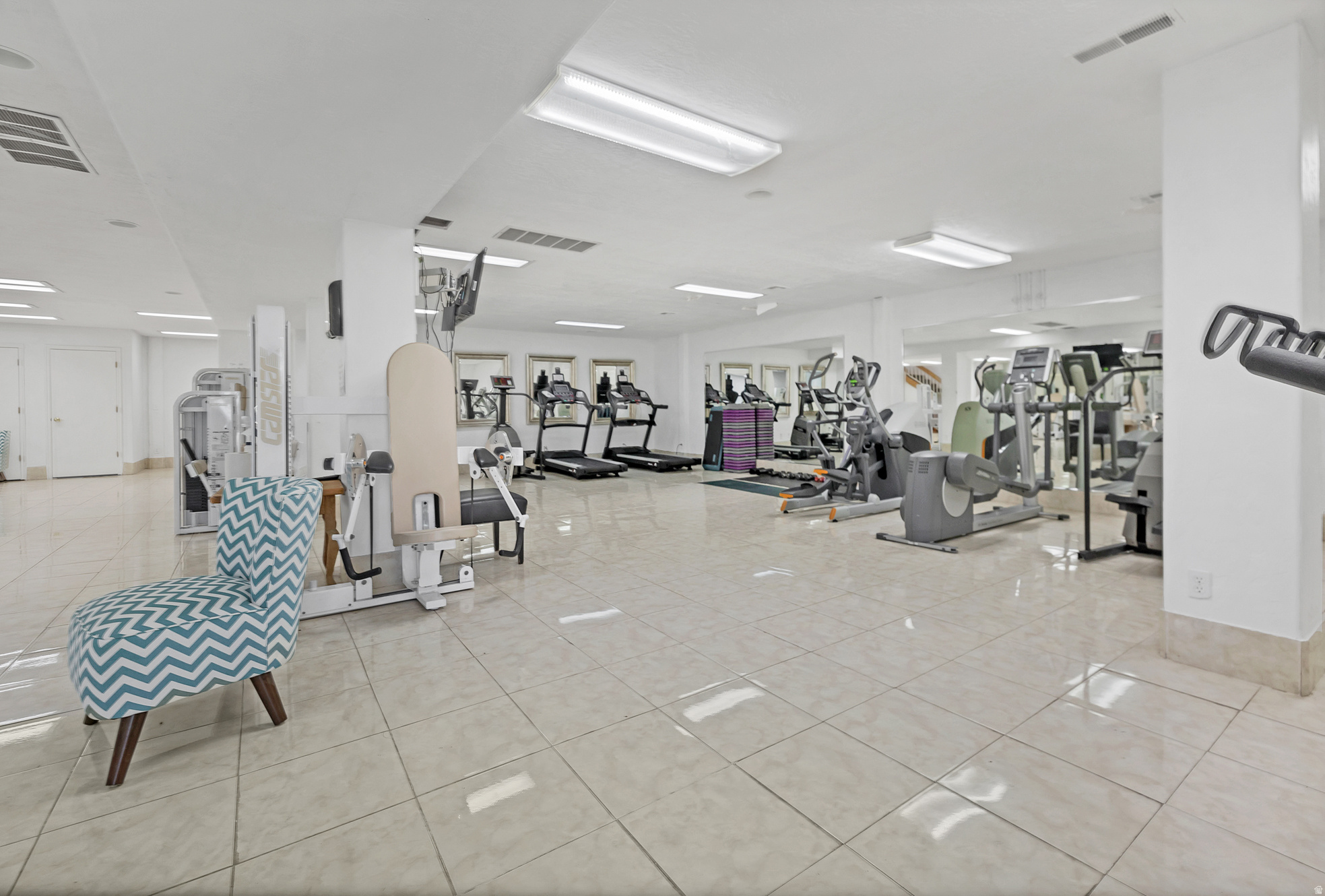 LAS PALMAS RESORT CONDO 1A - Residential