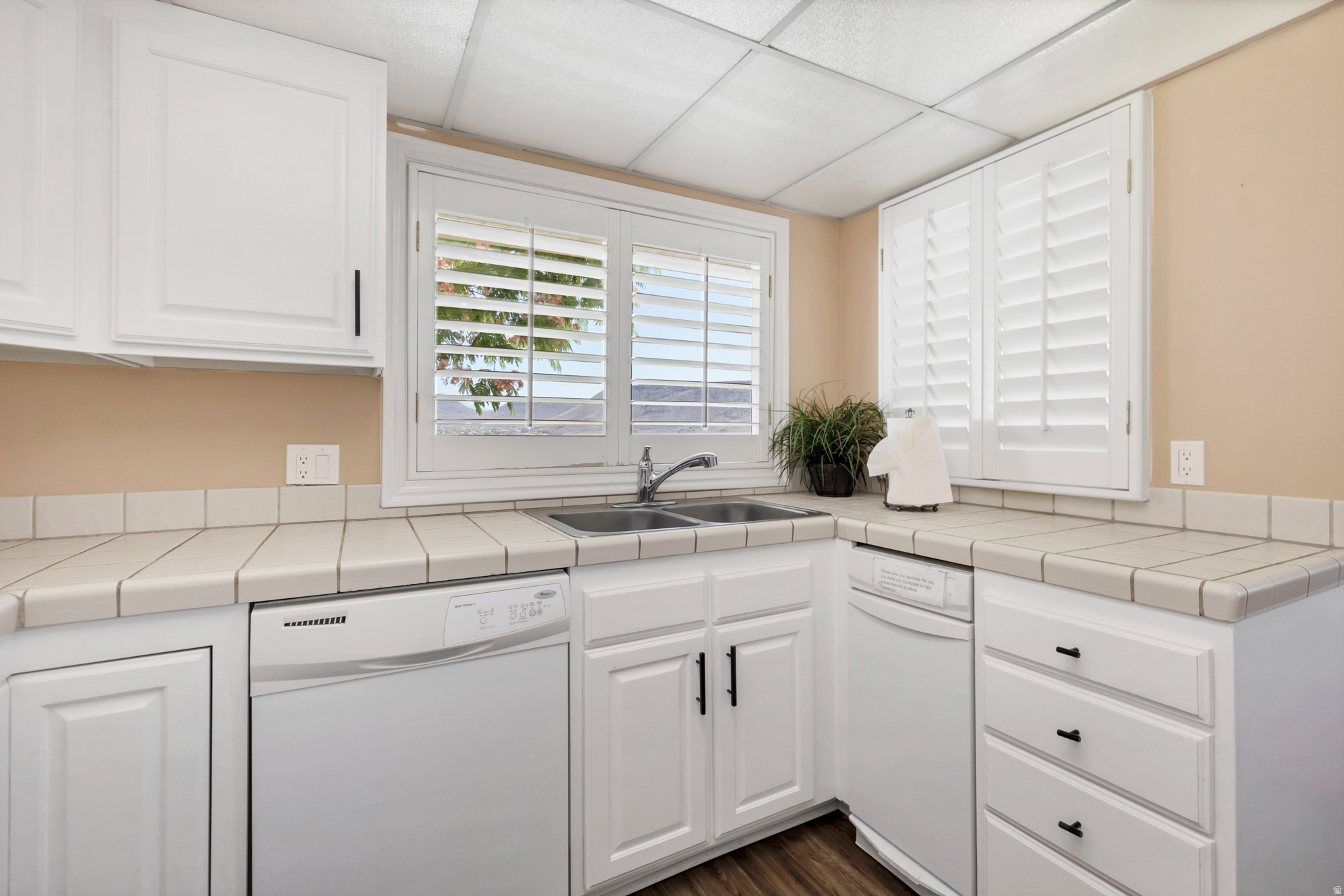 LAS PALMAS RESORT CONDO 1A - Residential