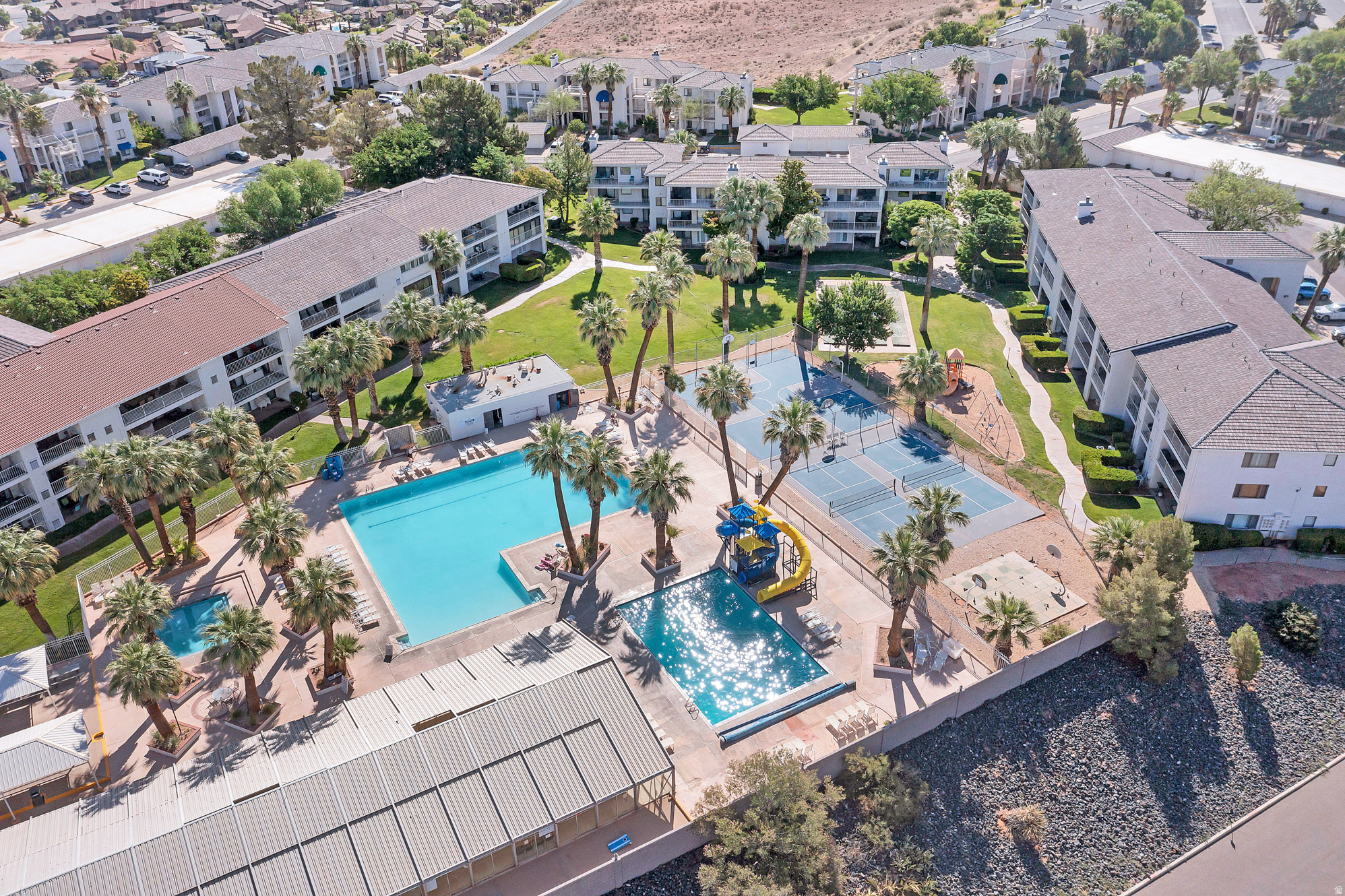 LAS PALMAS RESORT CONDO 1A - Residential