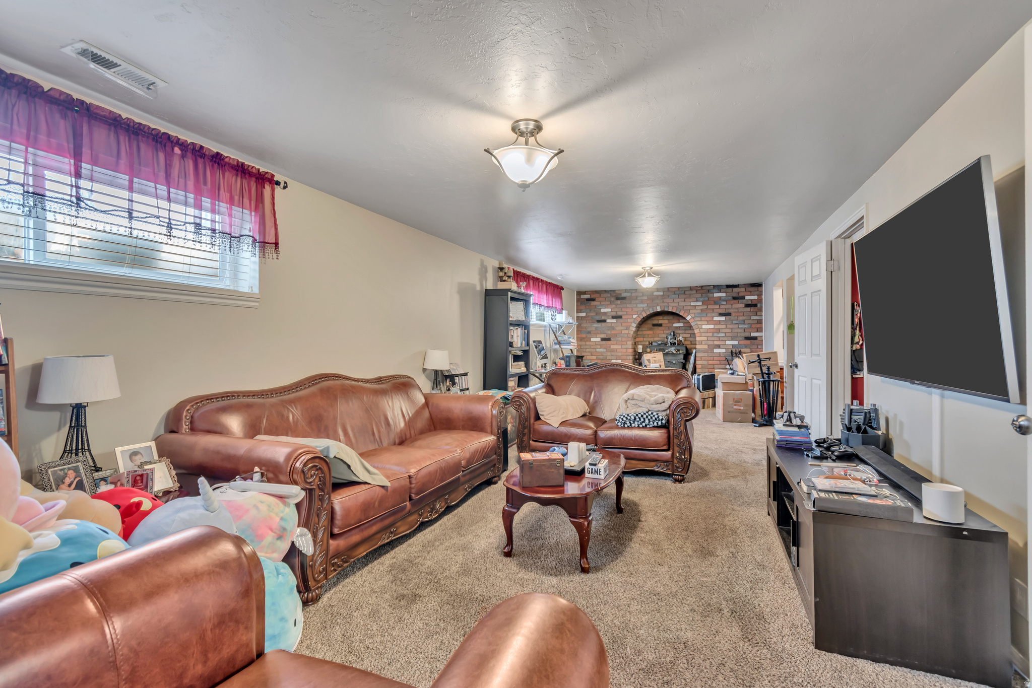 HILLTOP - Residential