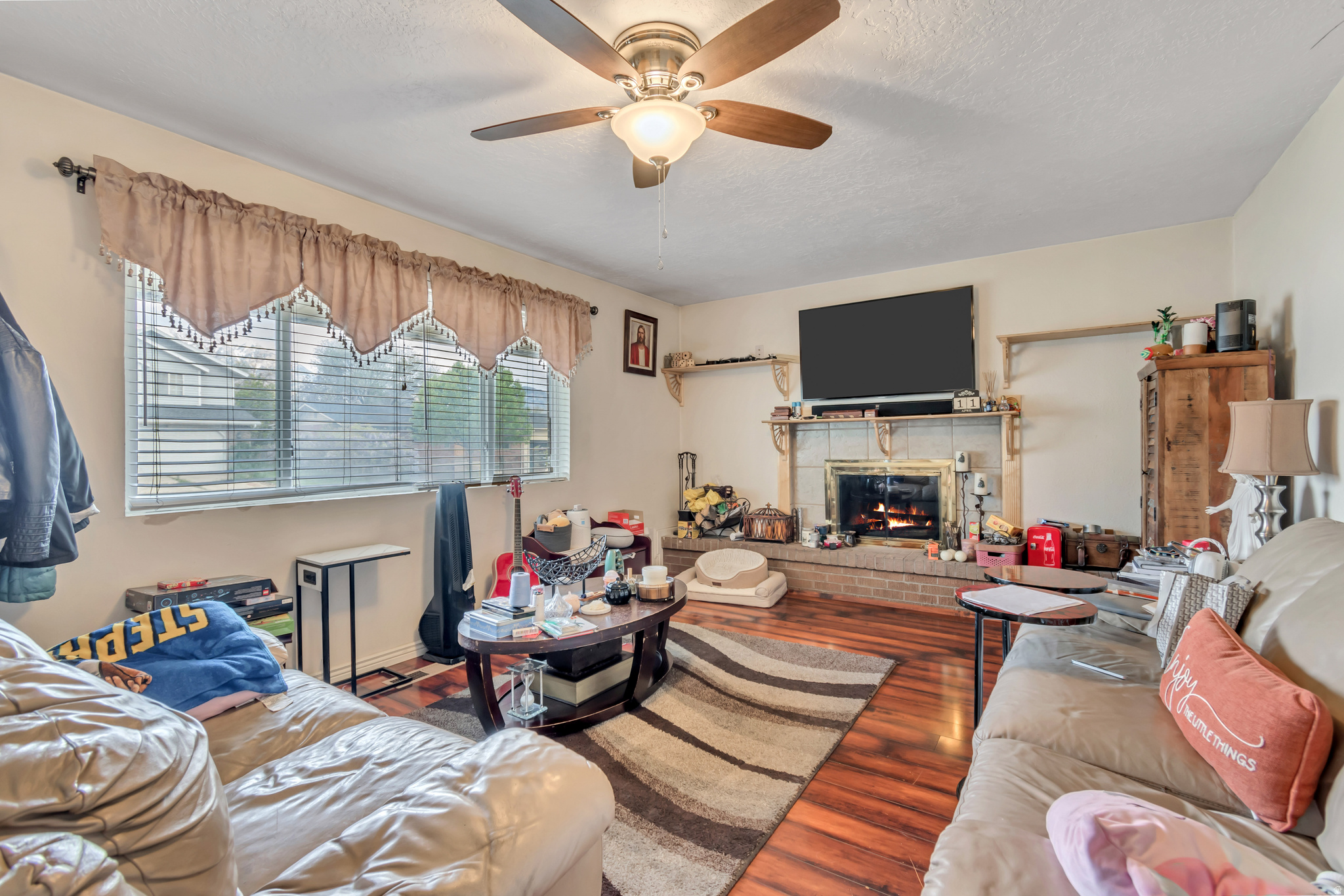 HILLTOP - Residential