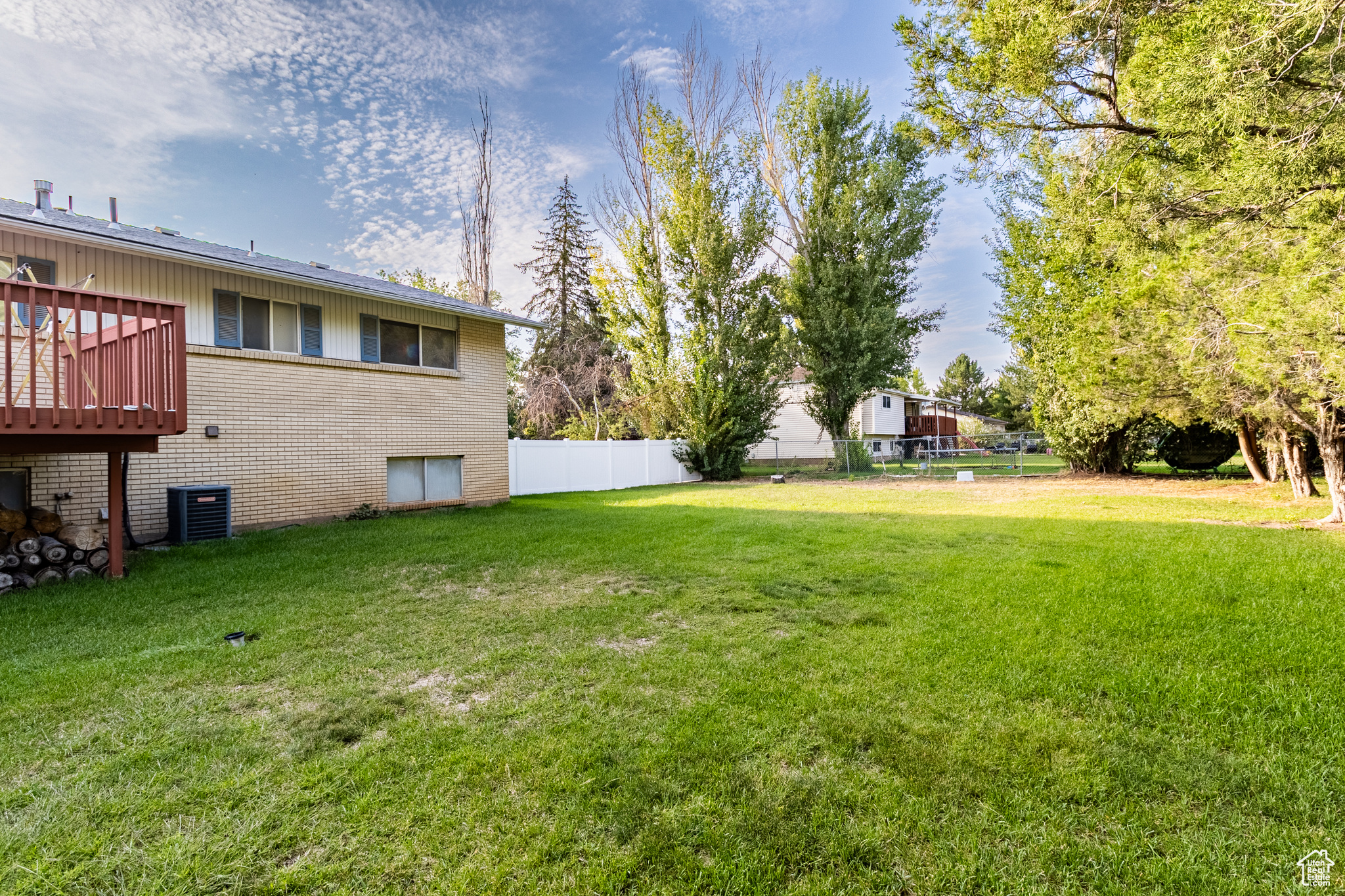 VALLEY WEST RANCHES - Residential