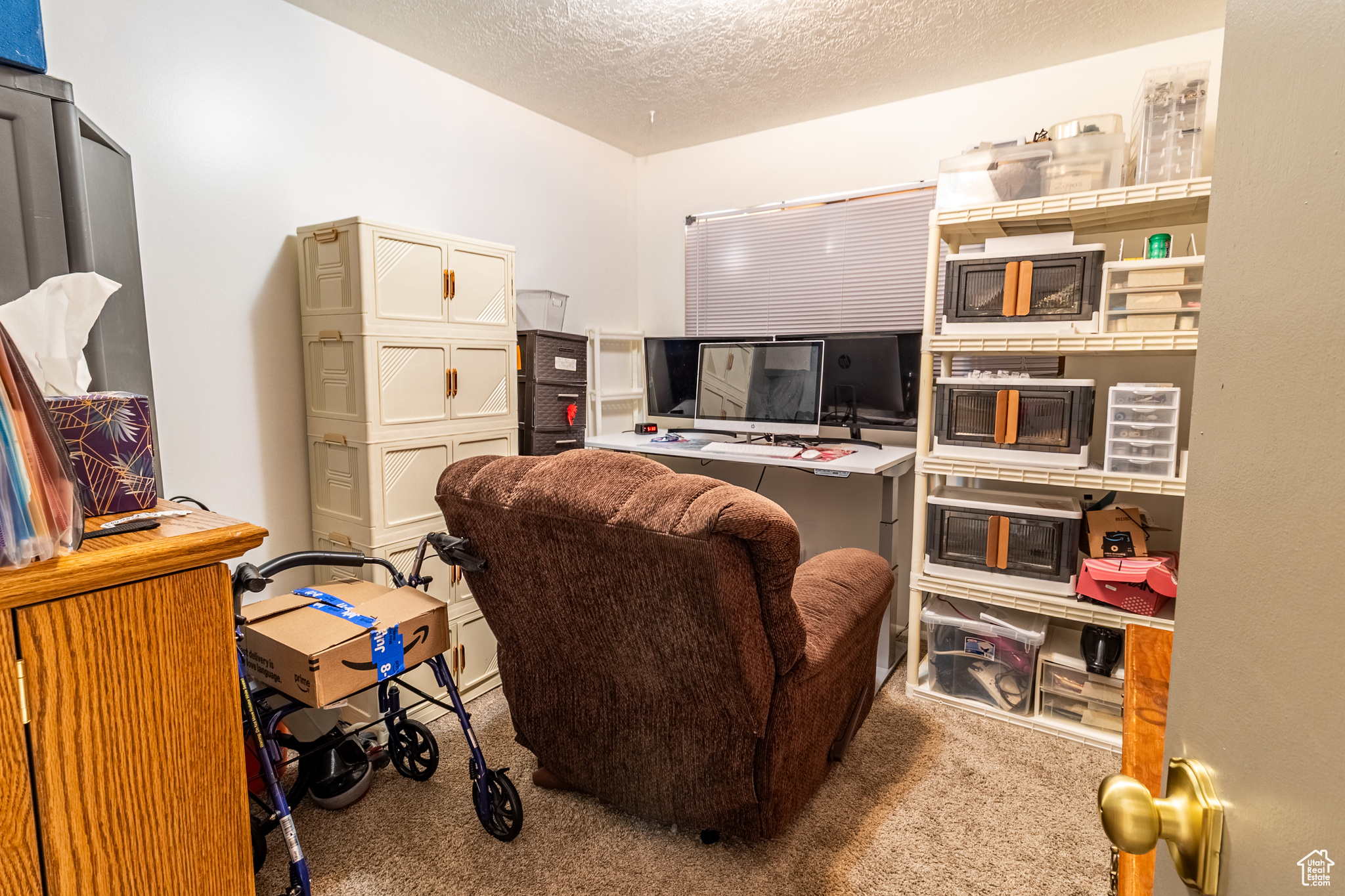 VALLEY WEST RANCHES - Residential