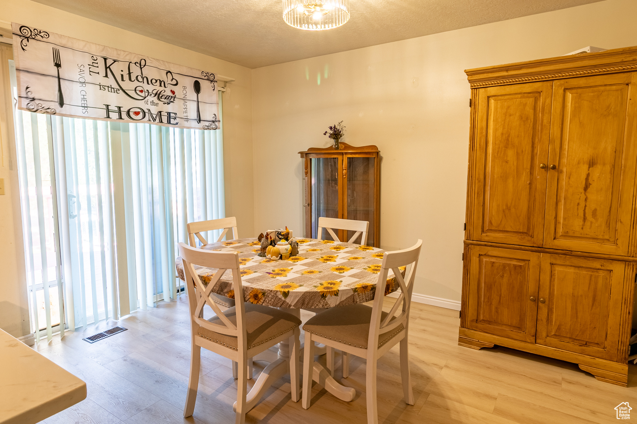 VALLEY WEST RANCHES - Residential