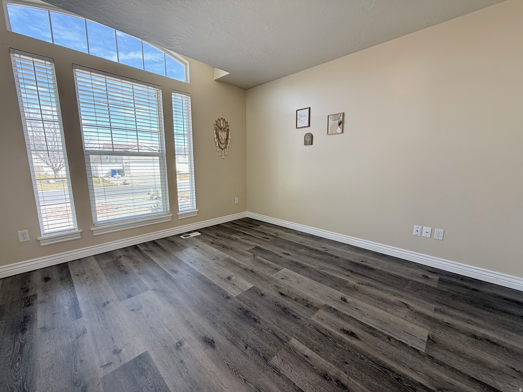 COPPER CREEK - Residential