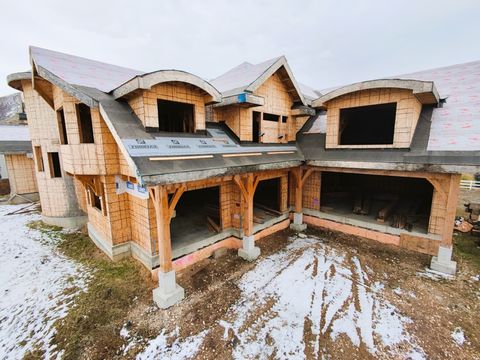 Tiny photo for 72 E 400 S, Mapleton, UT 84664 (MLS # 2139104)