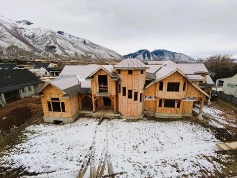 Tiny photo for 72 E 400 S, Mapleton, UT 84664 (MLS # 2139104)