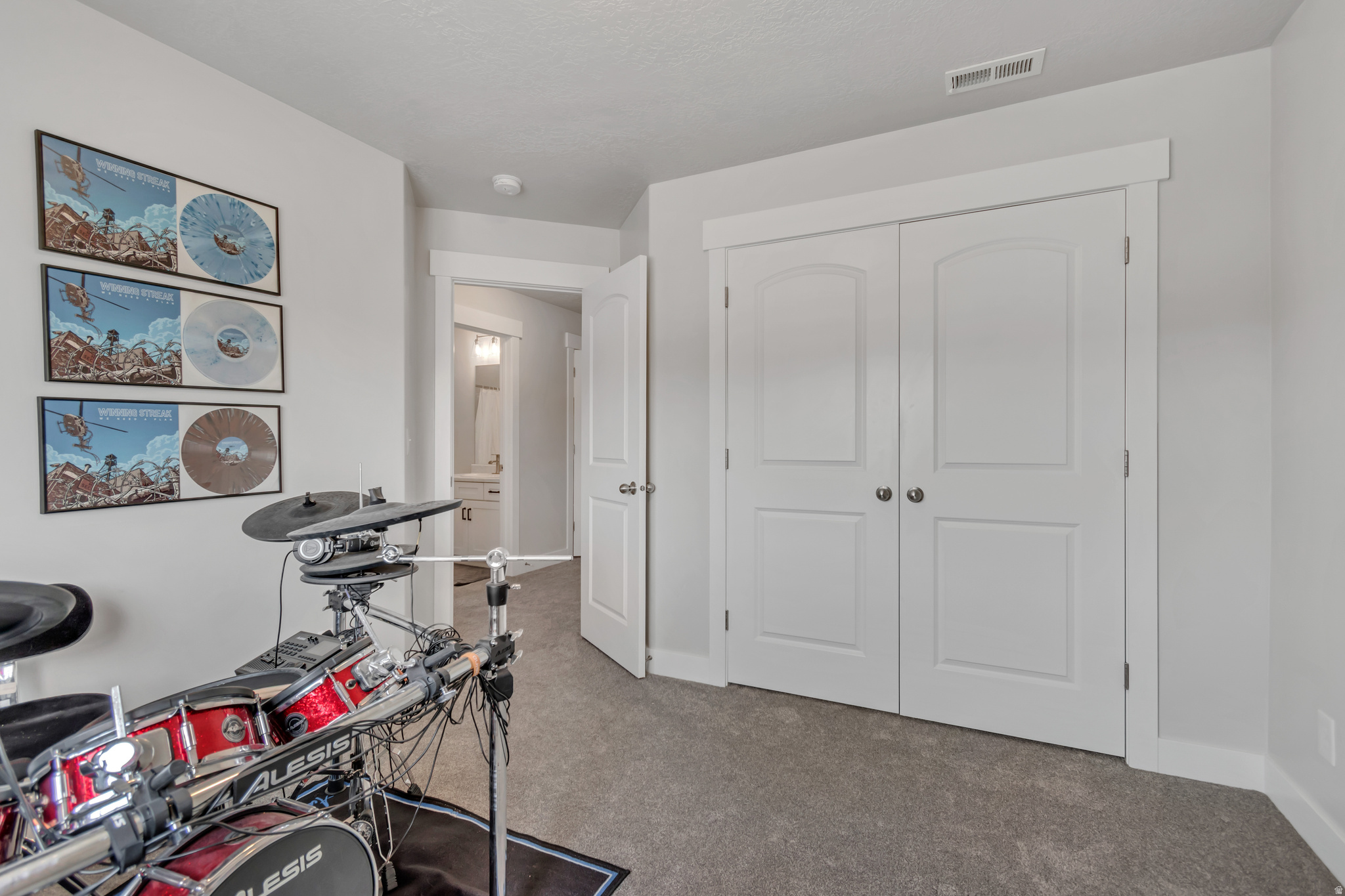 BRINGHURST STATION - Residential