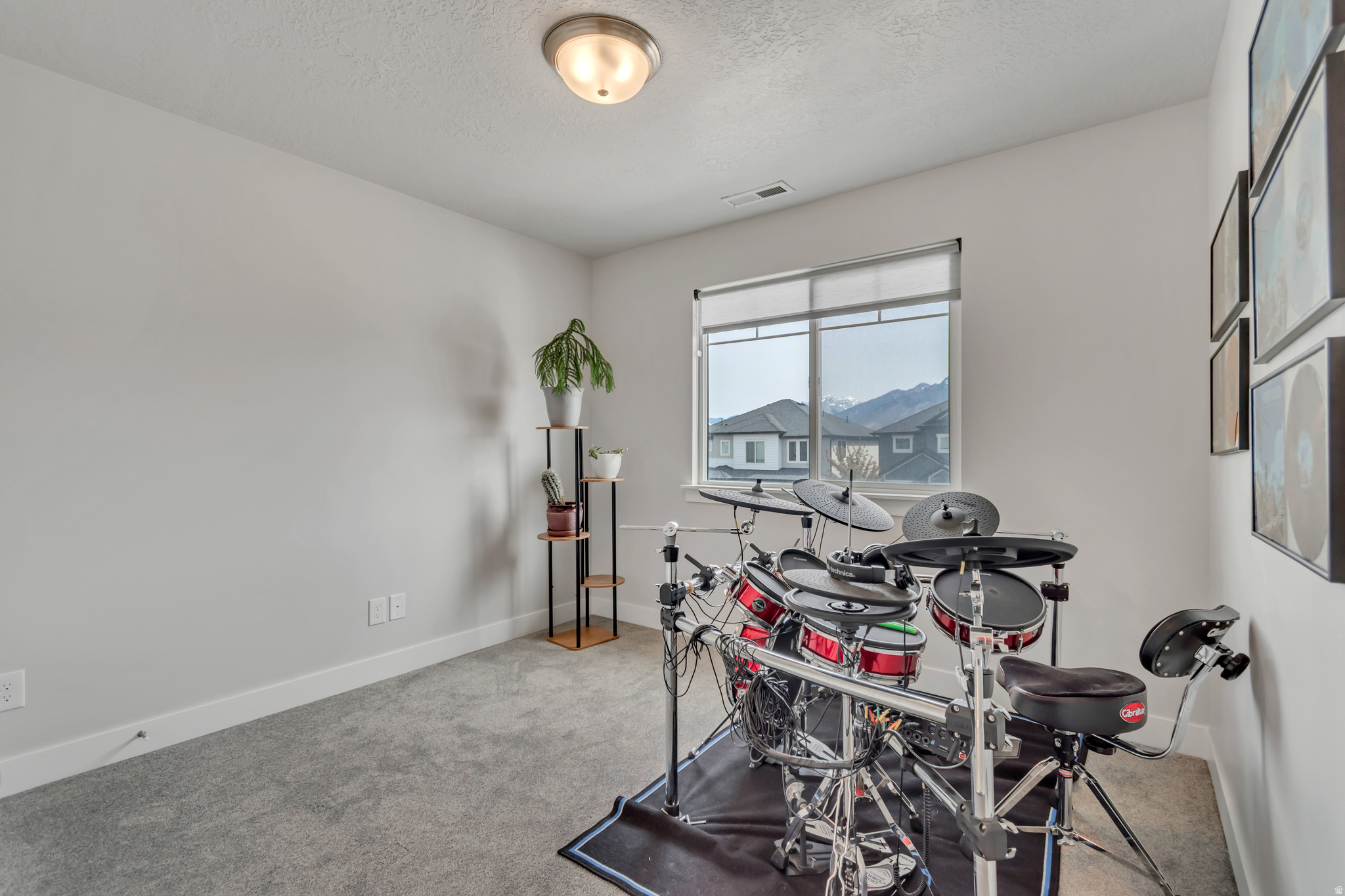 BRINGHURST STATION - Residential