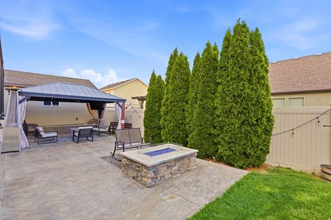 Tiny photo for 8561 S CANMORE DR W, West Jordan, UT 84081 (MLS # 2151710)
