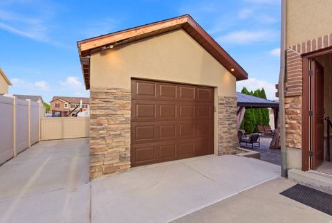 Tiny photo for 8561 S CANMORE DR W, West Jordan, UT 84081 (MLS # 2151710)