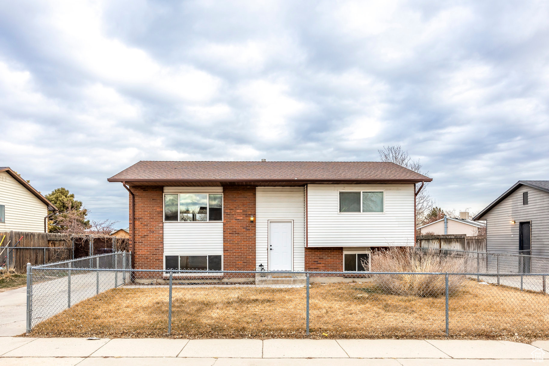 5472 W Heath Ave, Kearns, Utah image 28