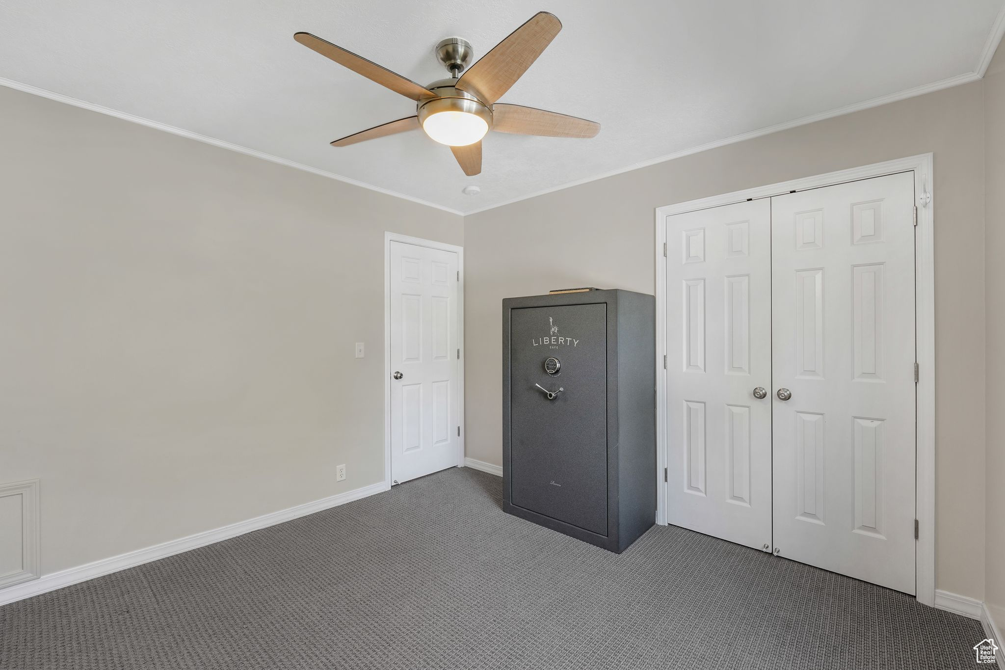 MALSTROM COURT - Residential