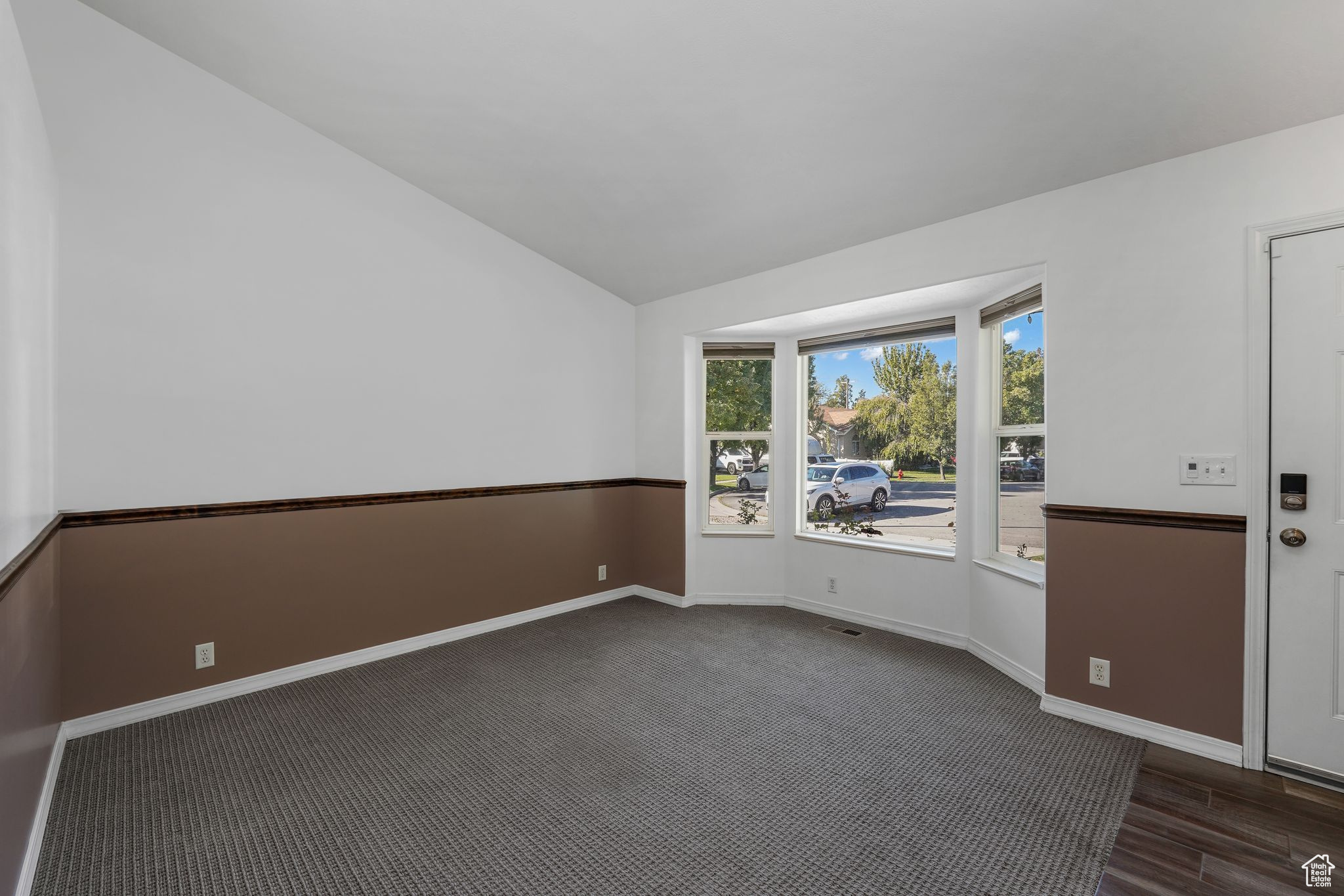 MALSTROM COURT - Residential