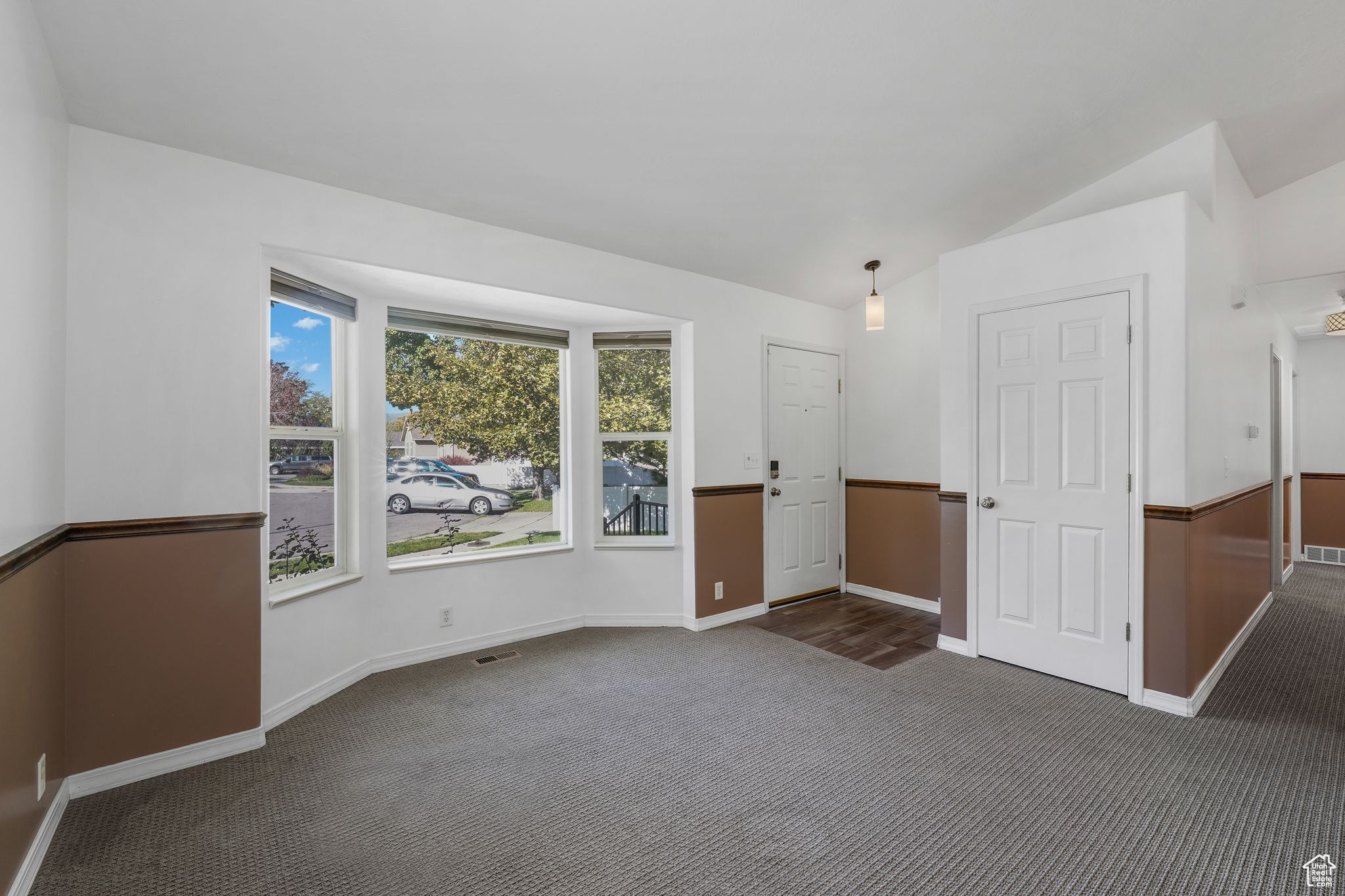 MALSTROM COURT - Residential