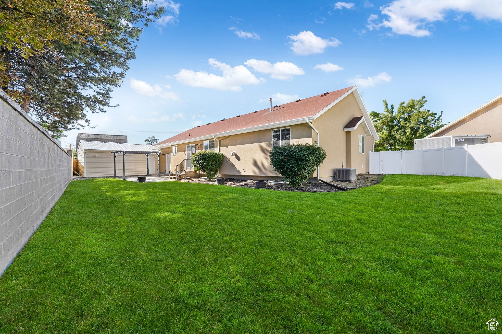 MALSTROM COURT - Residential