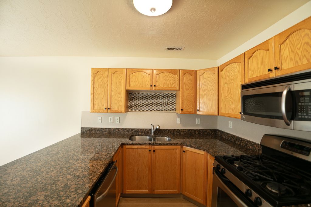 Photo of 2421 N 400 E #R3, North Ogden, UT 84414 (MLS # 2145027)