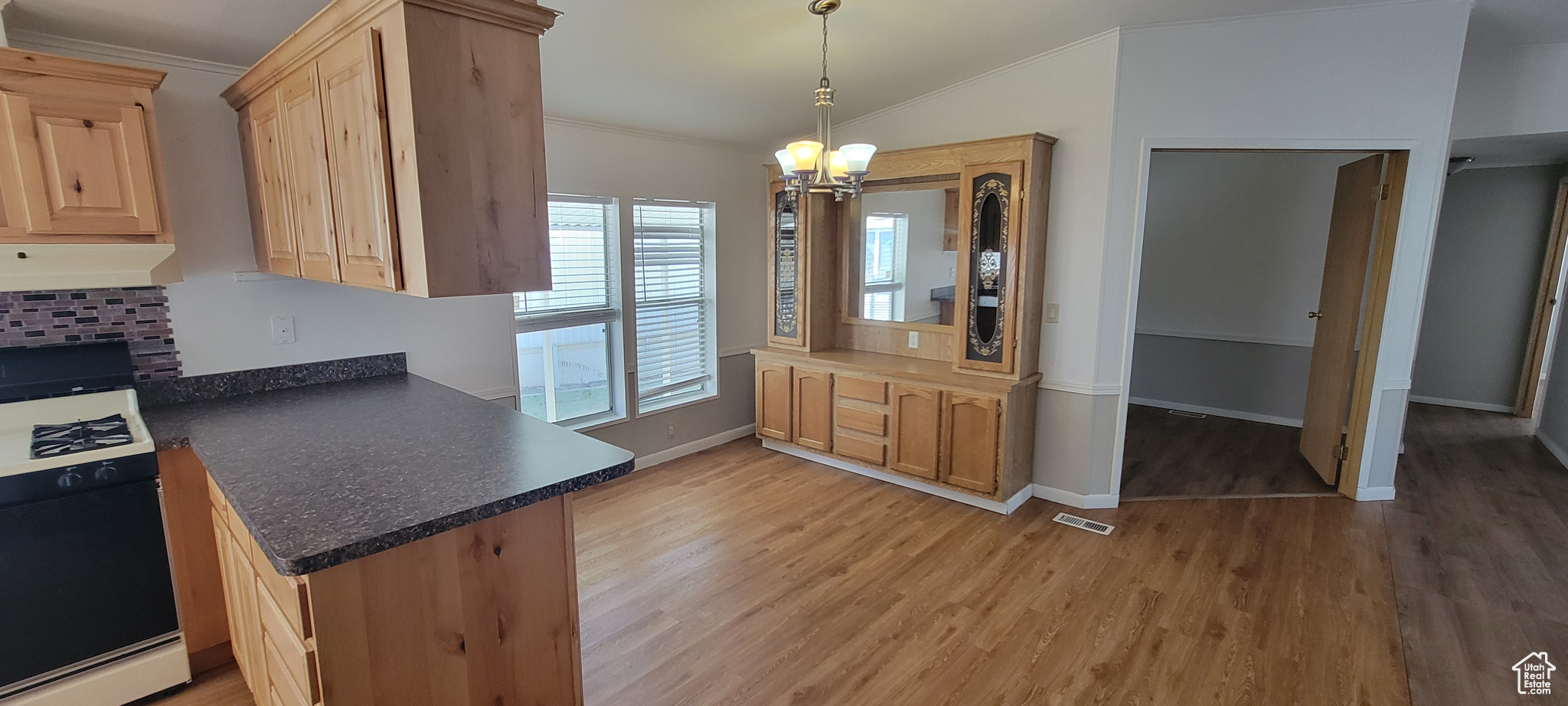 11239 S Hidden View Dr #123, Sandy, Utah image 34